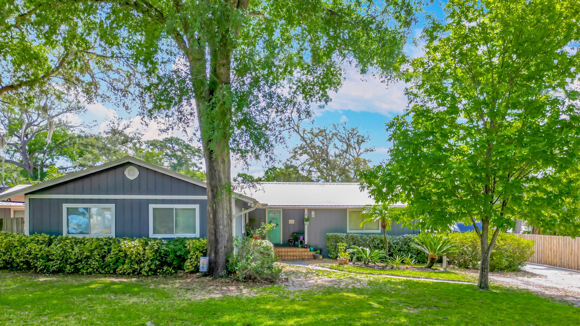 Peaceful 5-Bedroom Home in Altamonte Springs
