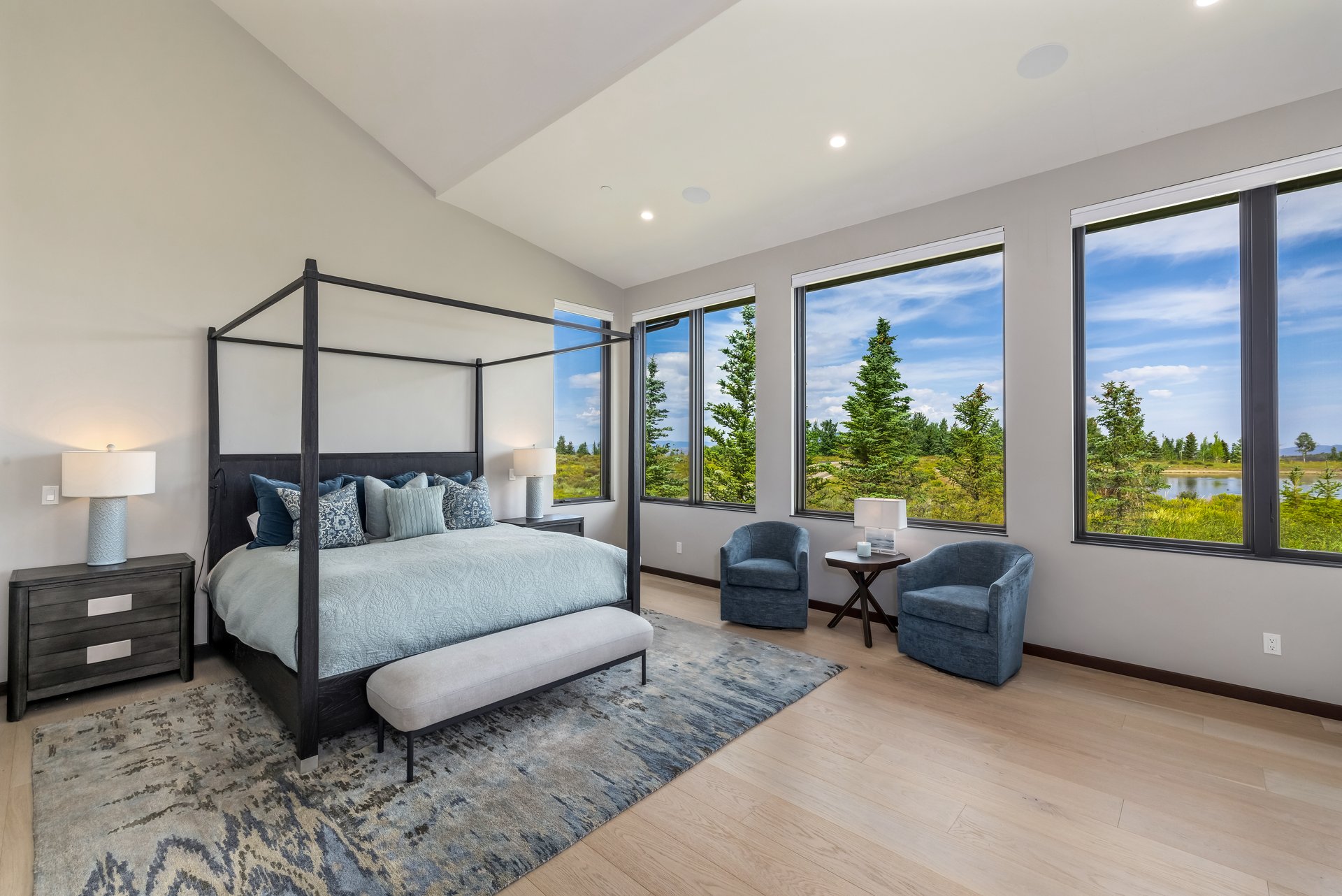 31 Taylor Creek Court