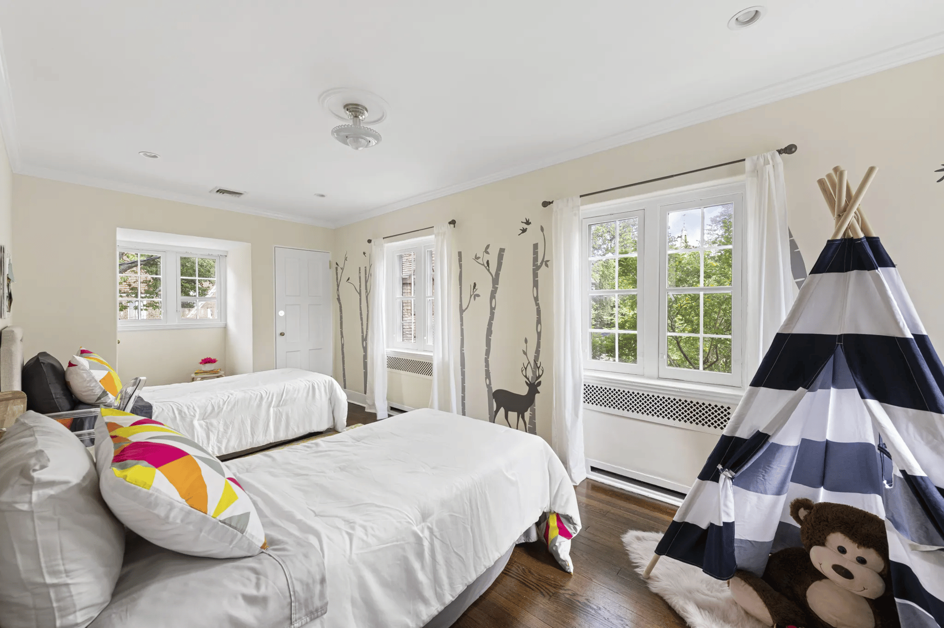 11 Cranford St