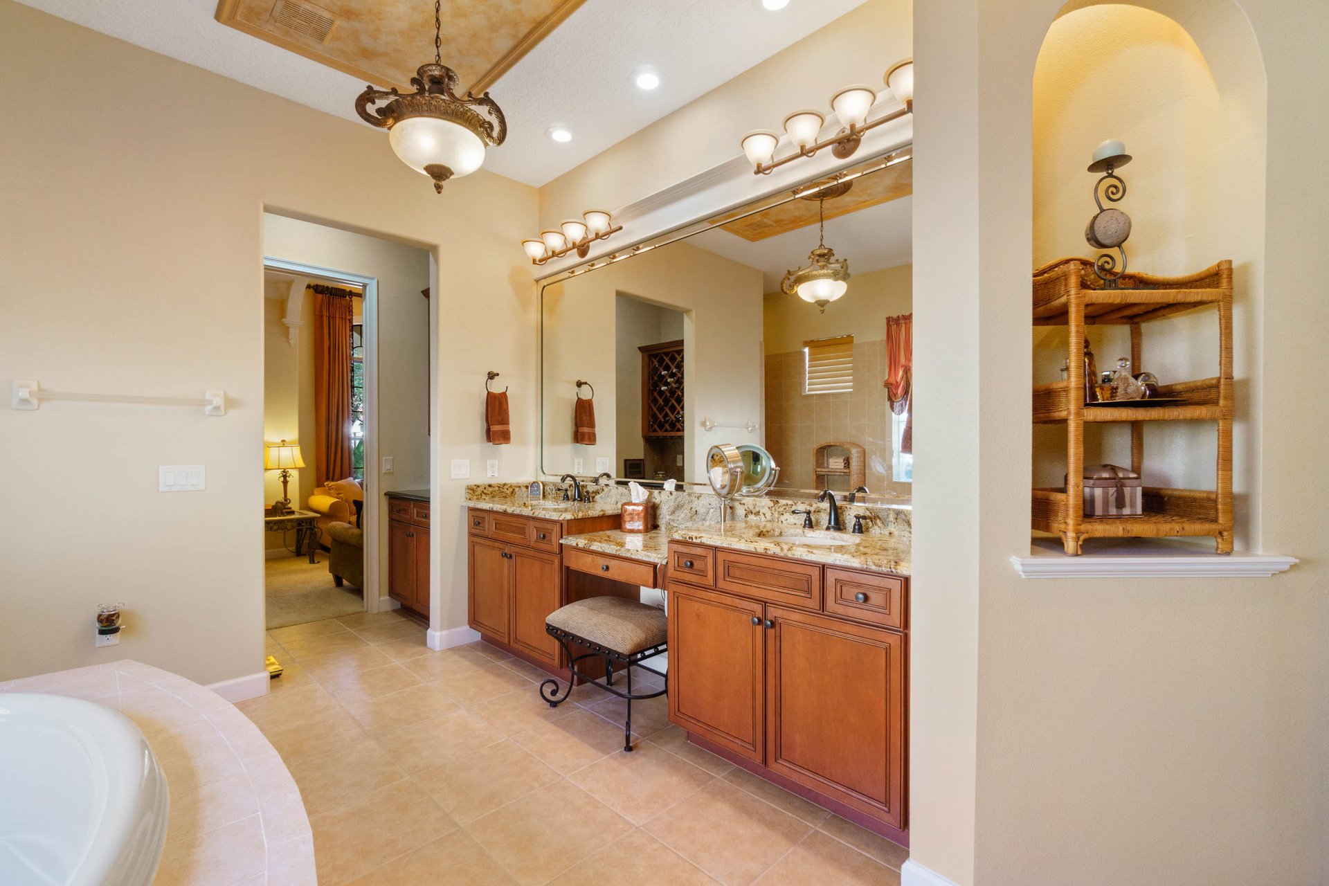 9826 Santa Clara Ct