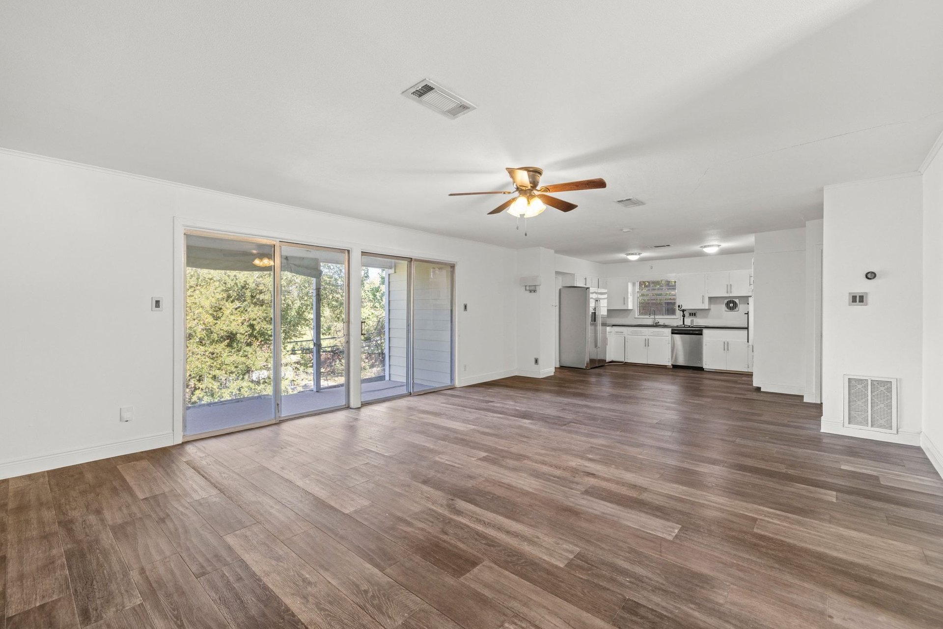 2326 Hartford Road 