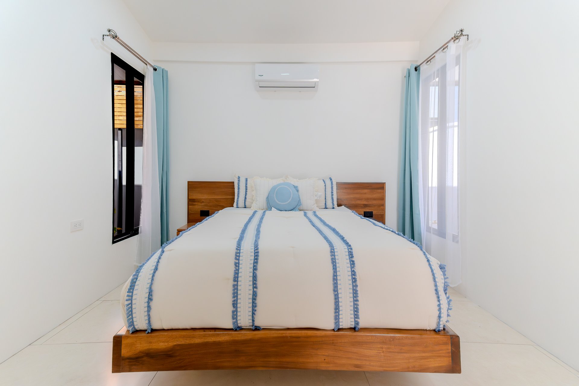 Location,Location, Location – 3-Bedroom Villa Steps from the Beach