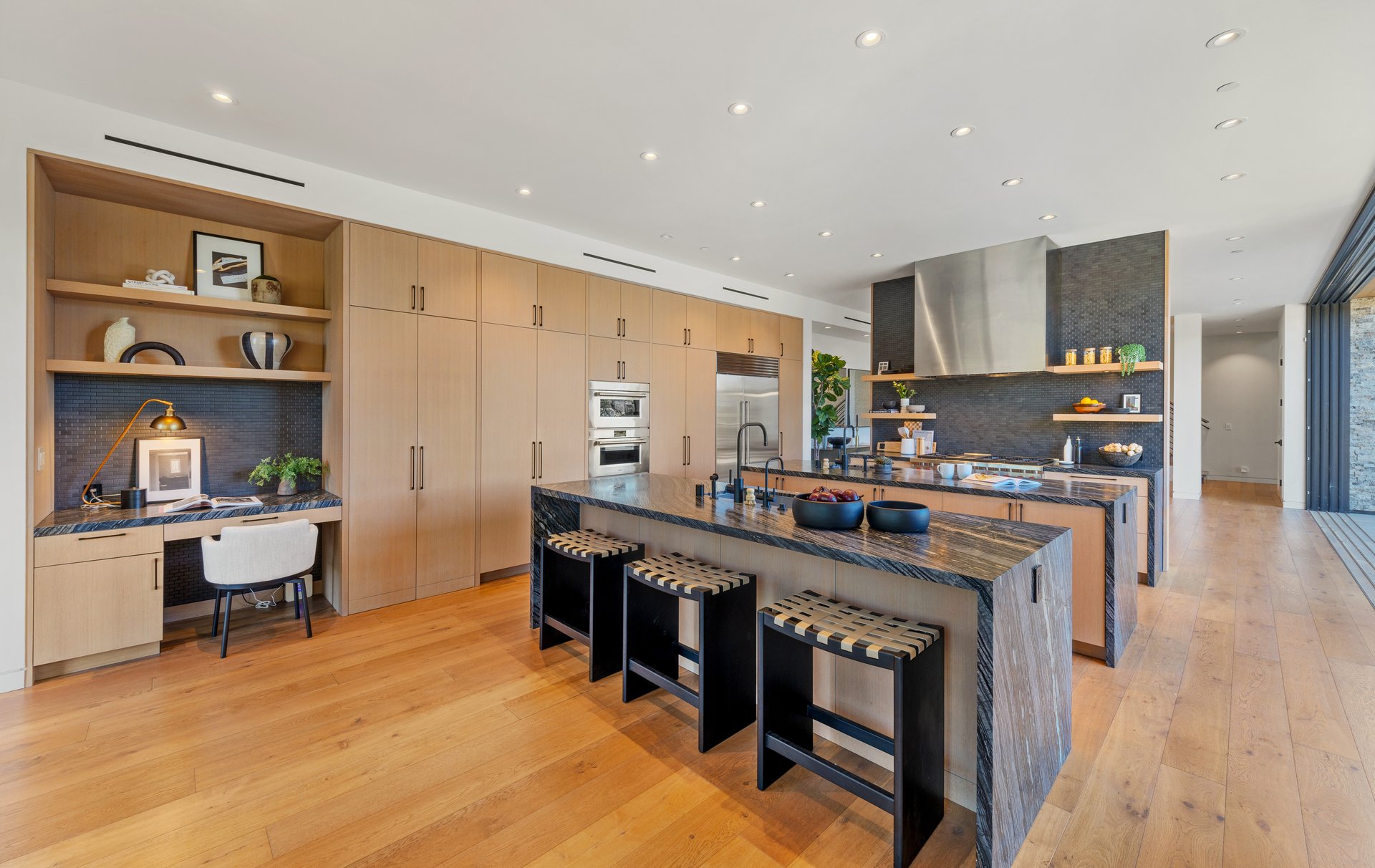 Modern Luxury - Completed in 2019