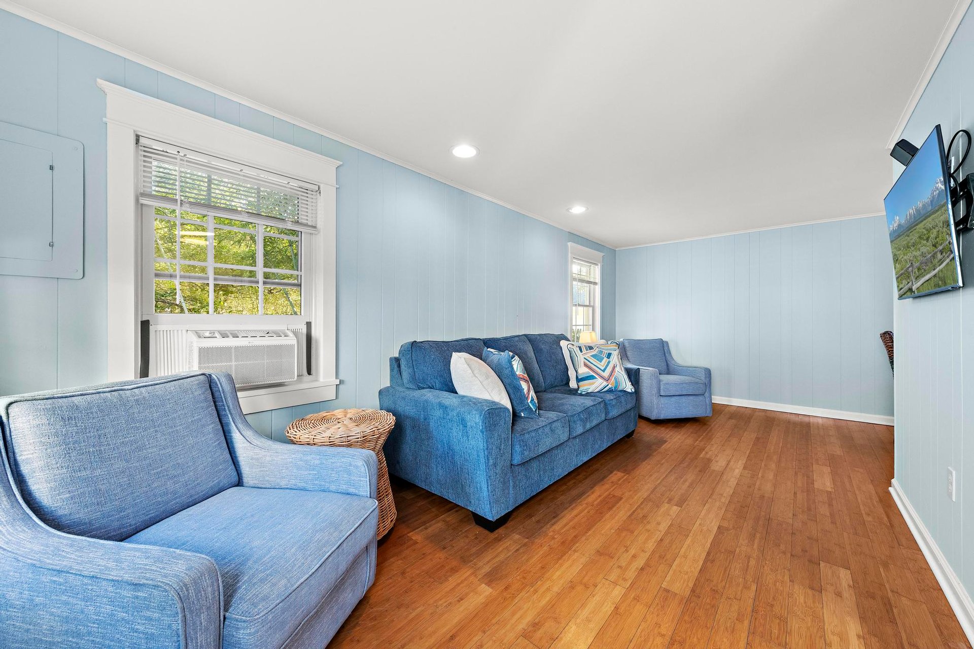 112 8th Street Beach Haven w/Cottage