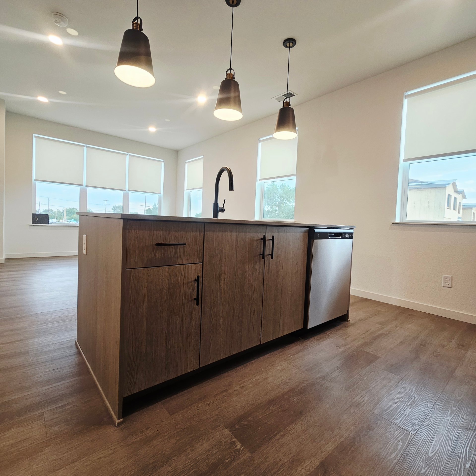 3 Bed 3 Bath Townhomes with Garage in Arvada