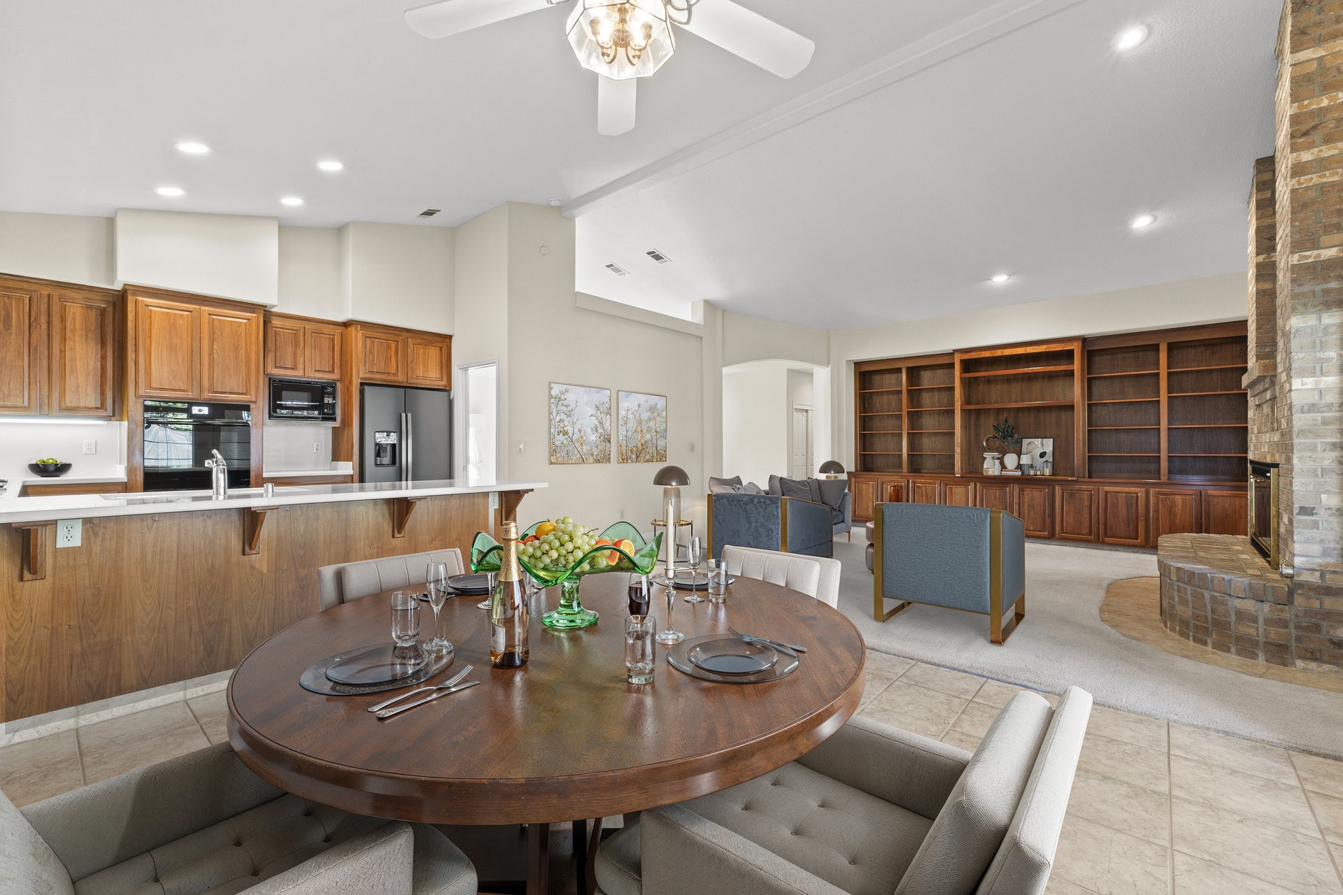 917 Corral Place