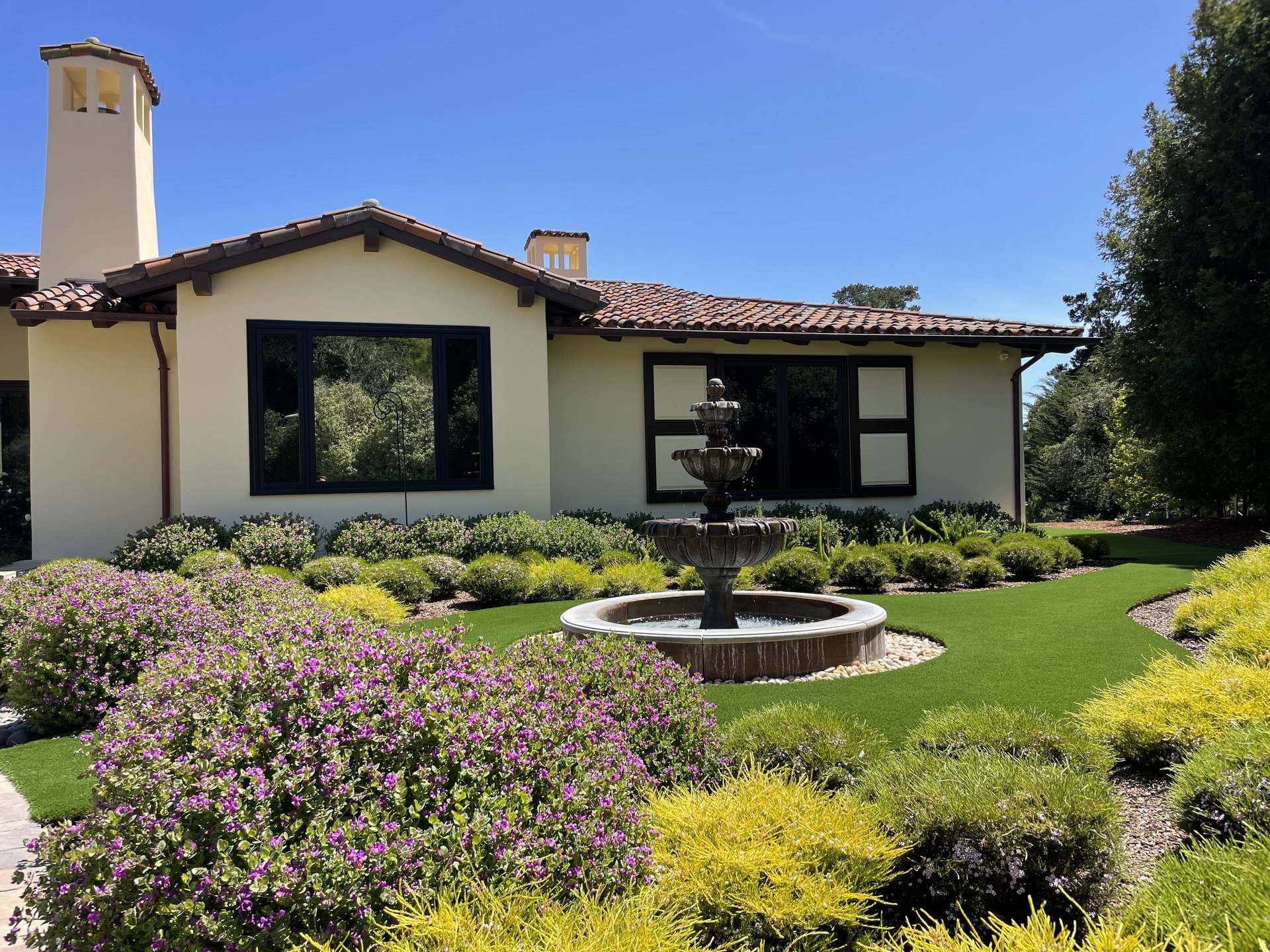 Hummingbird House - Premier Pebble Beach Estate