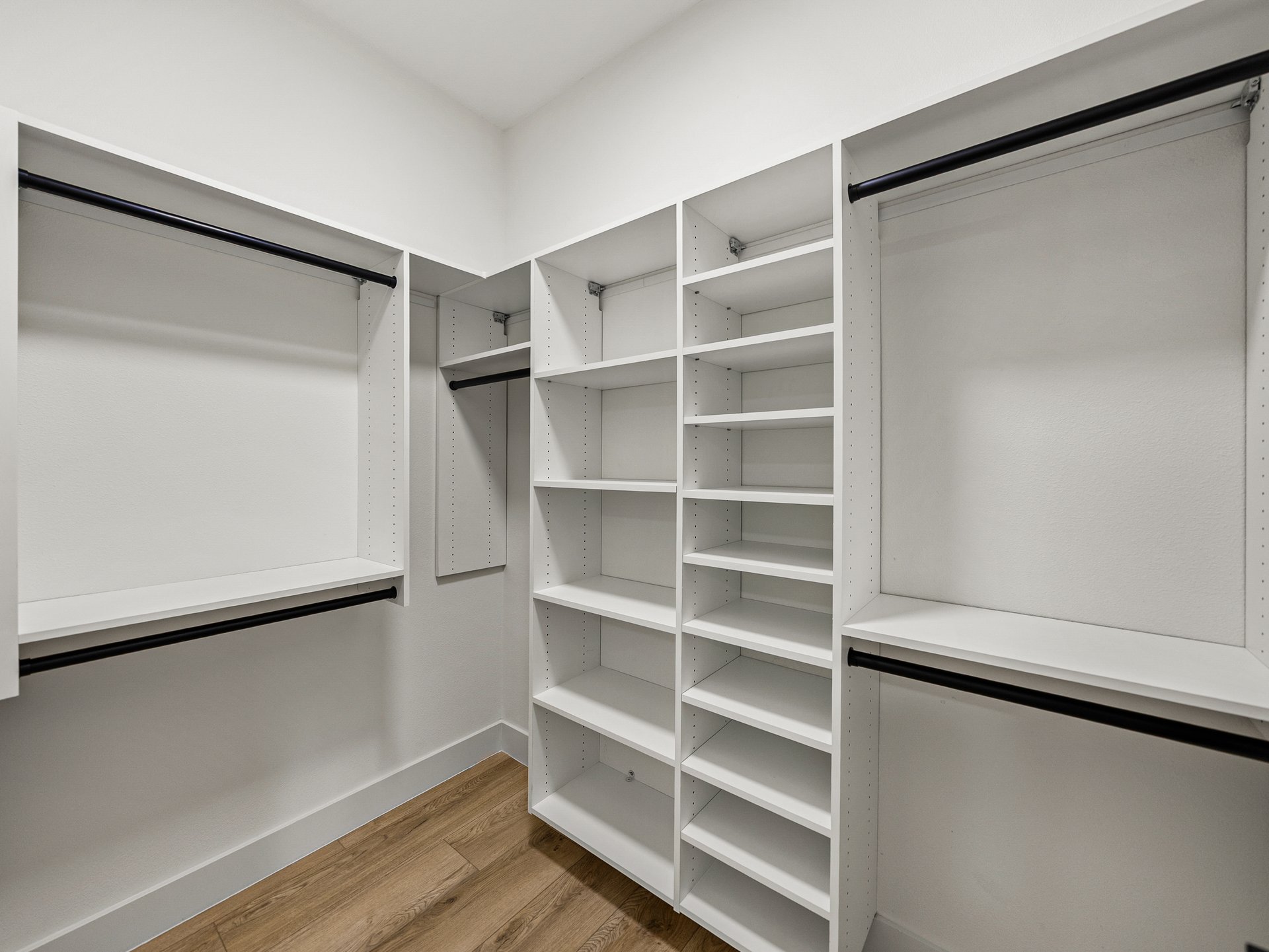14069 GRANDEUR WAY