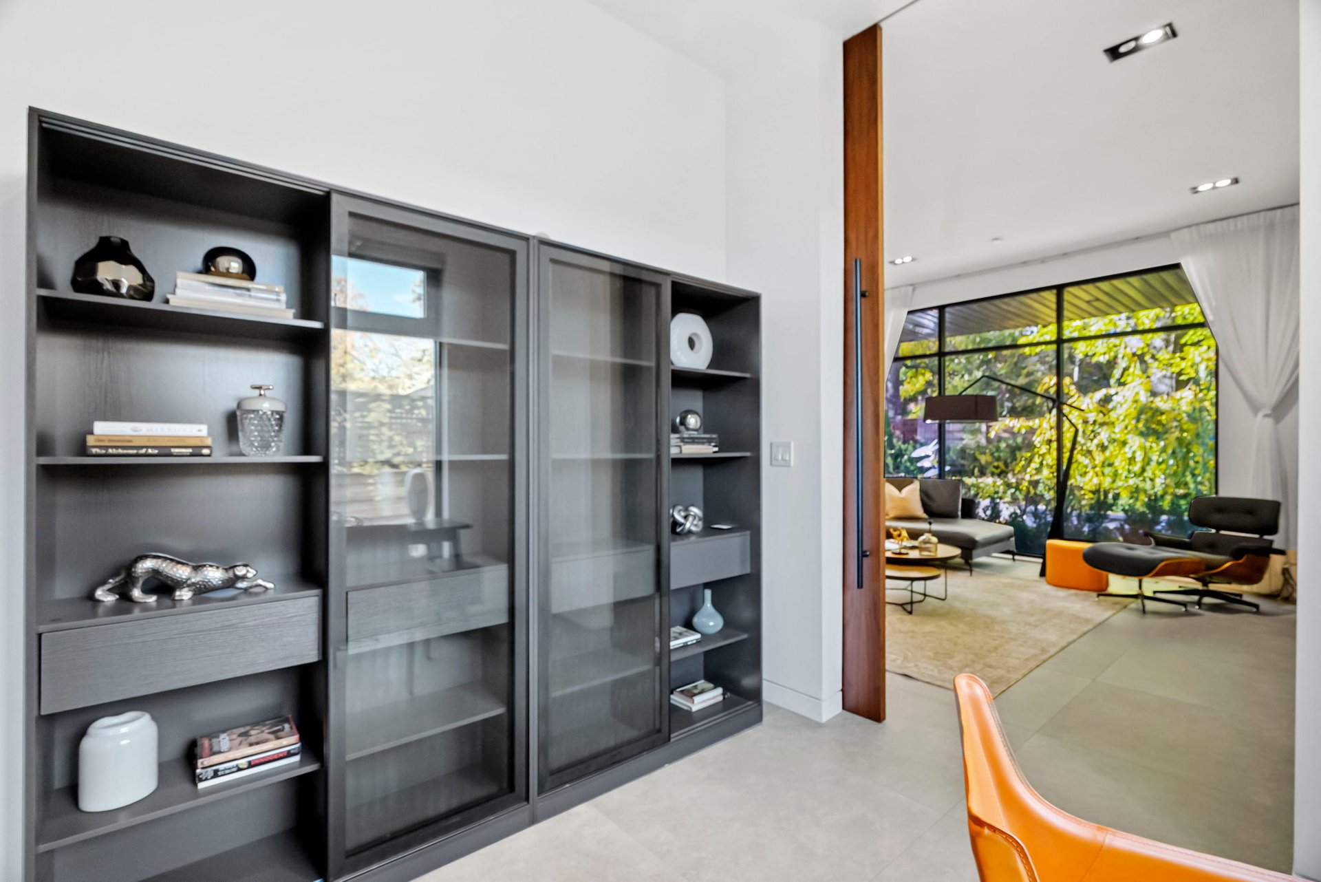 SOLD: Modern Architectural Profile