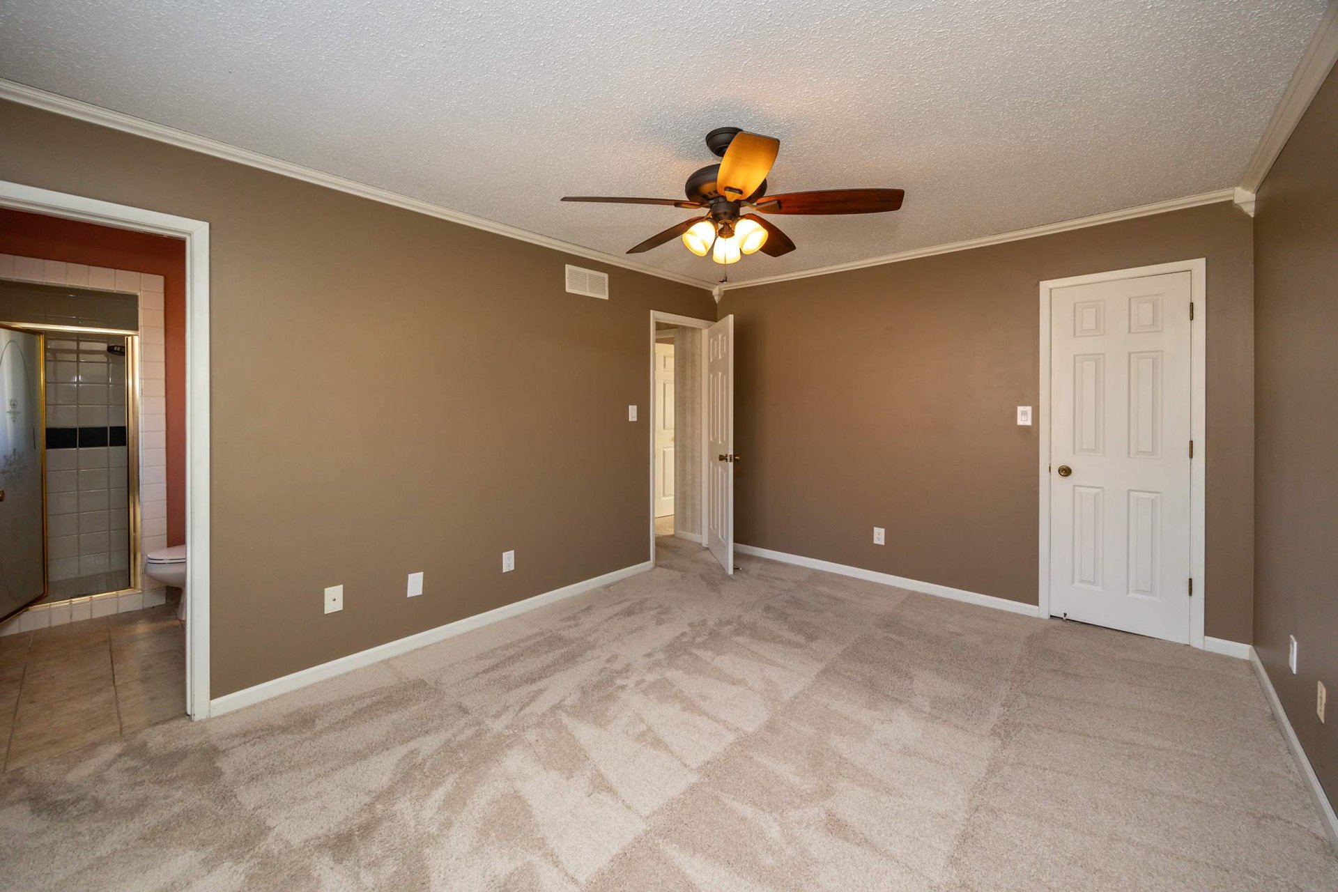5001 Colt Drive