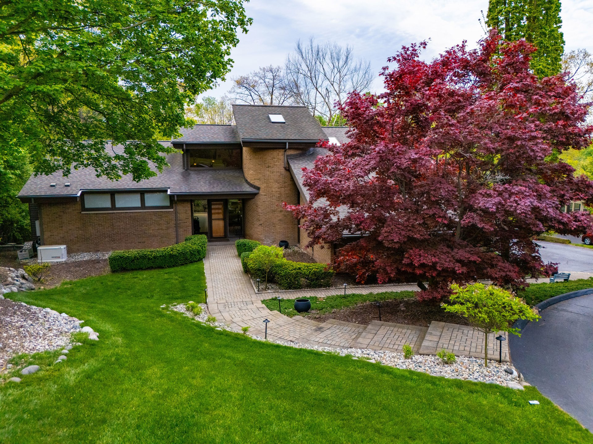 3075 Chestnut Run Dr