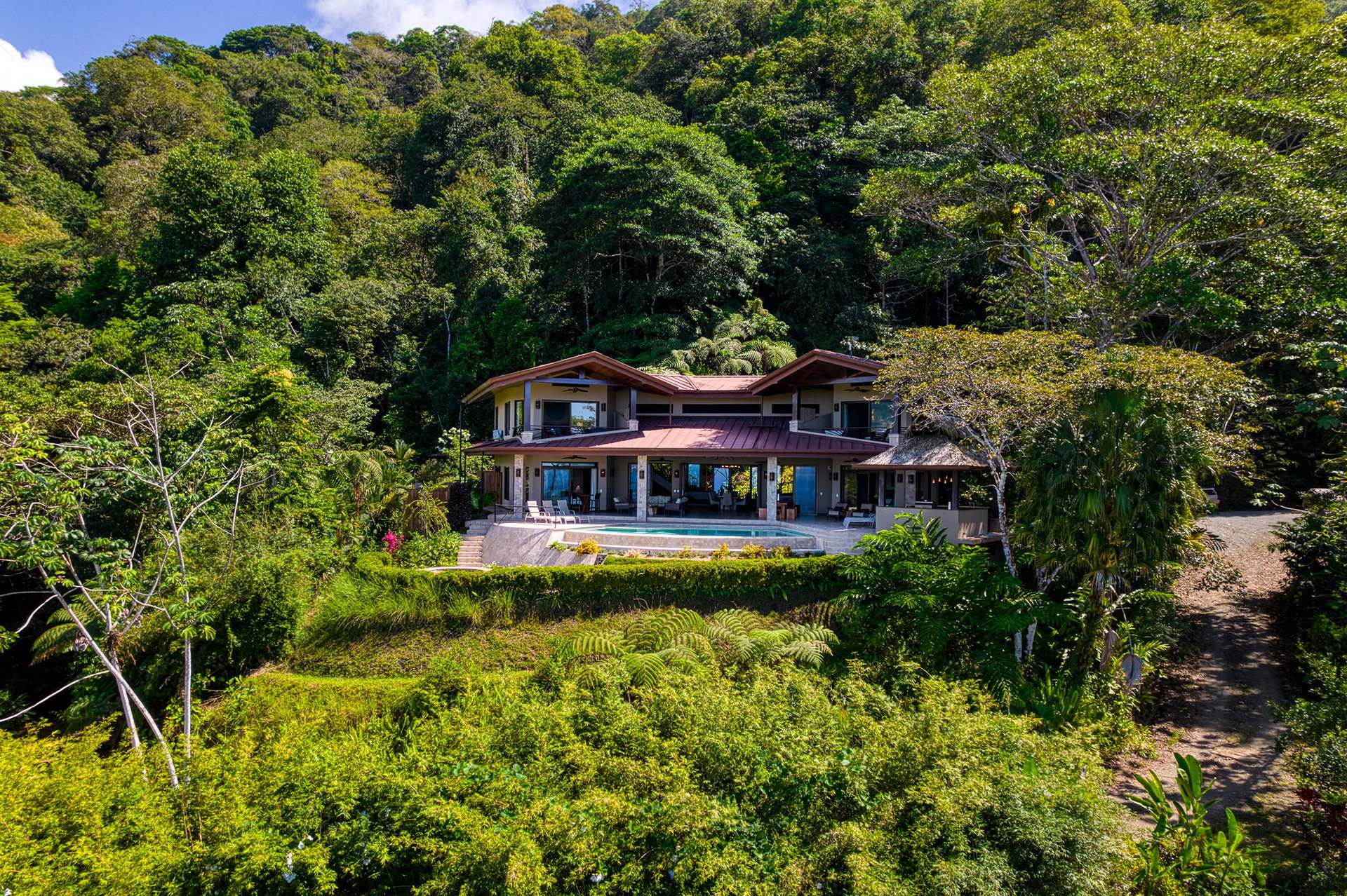 Casa Bambú – LUXURY 5 BEDROOM ESTATE WITH EXCEPTIONAL OCEAN VIEWS