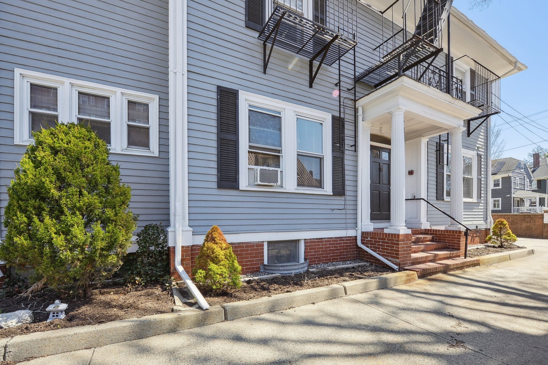 542 Angell Street, Unit#4