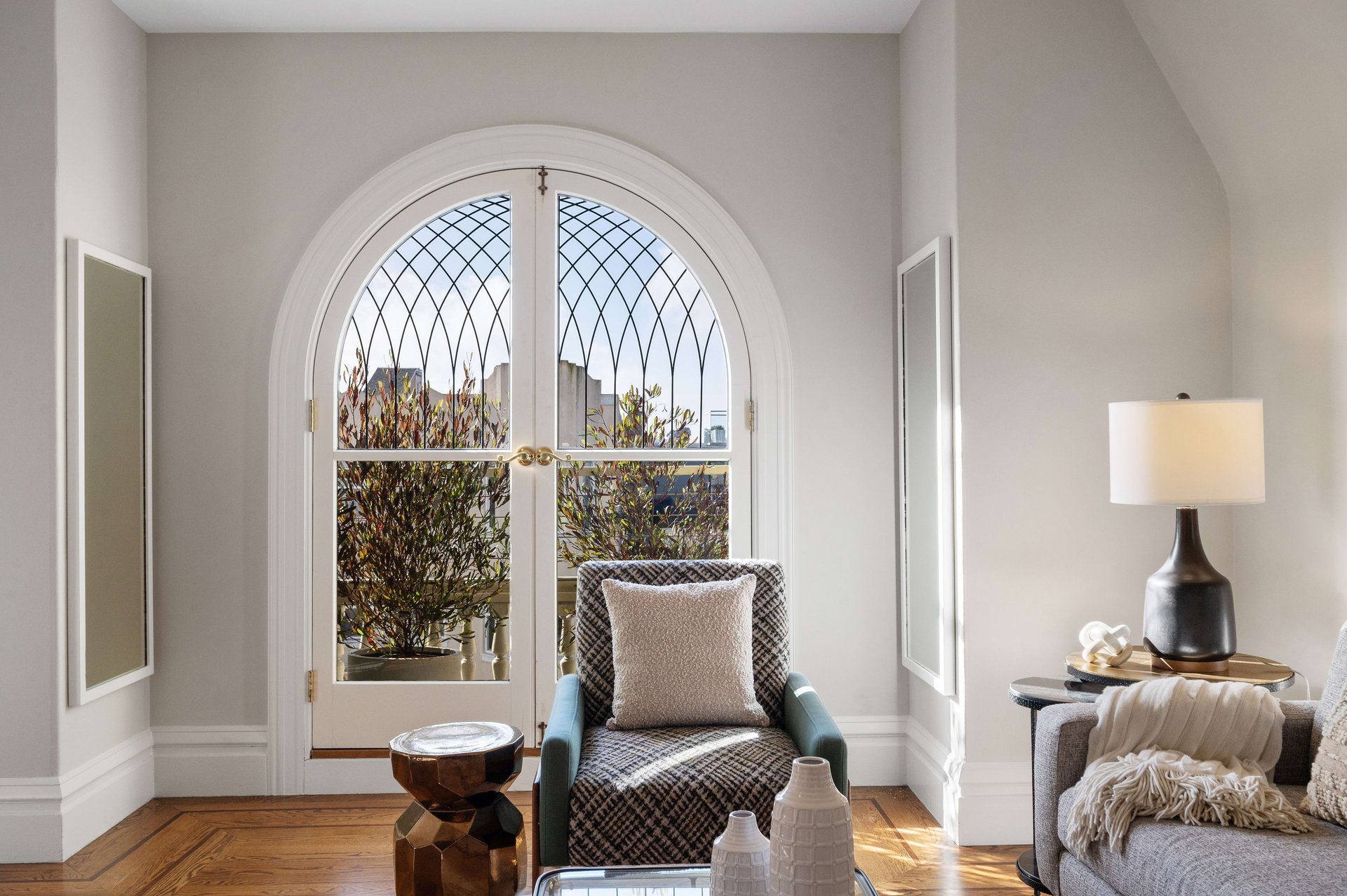 Grand Pacific Heights Home on a Coveted Flat Block between Lafayette & Alta Plaza Parks