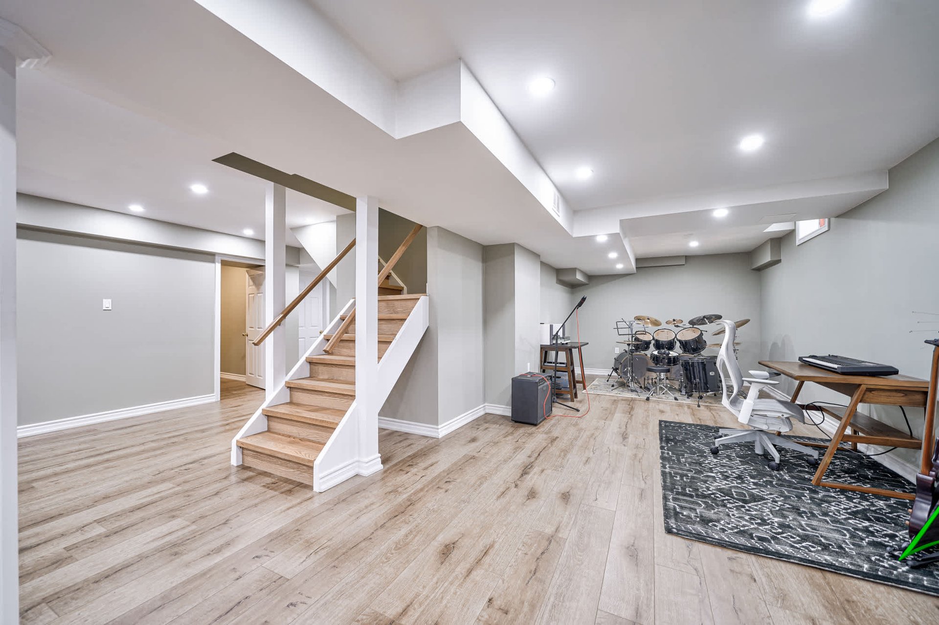 1237 Old Colony Rd