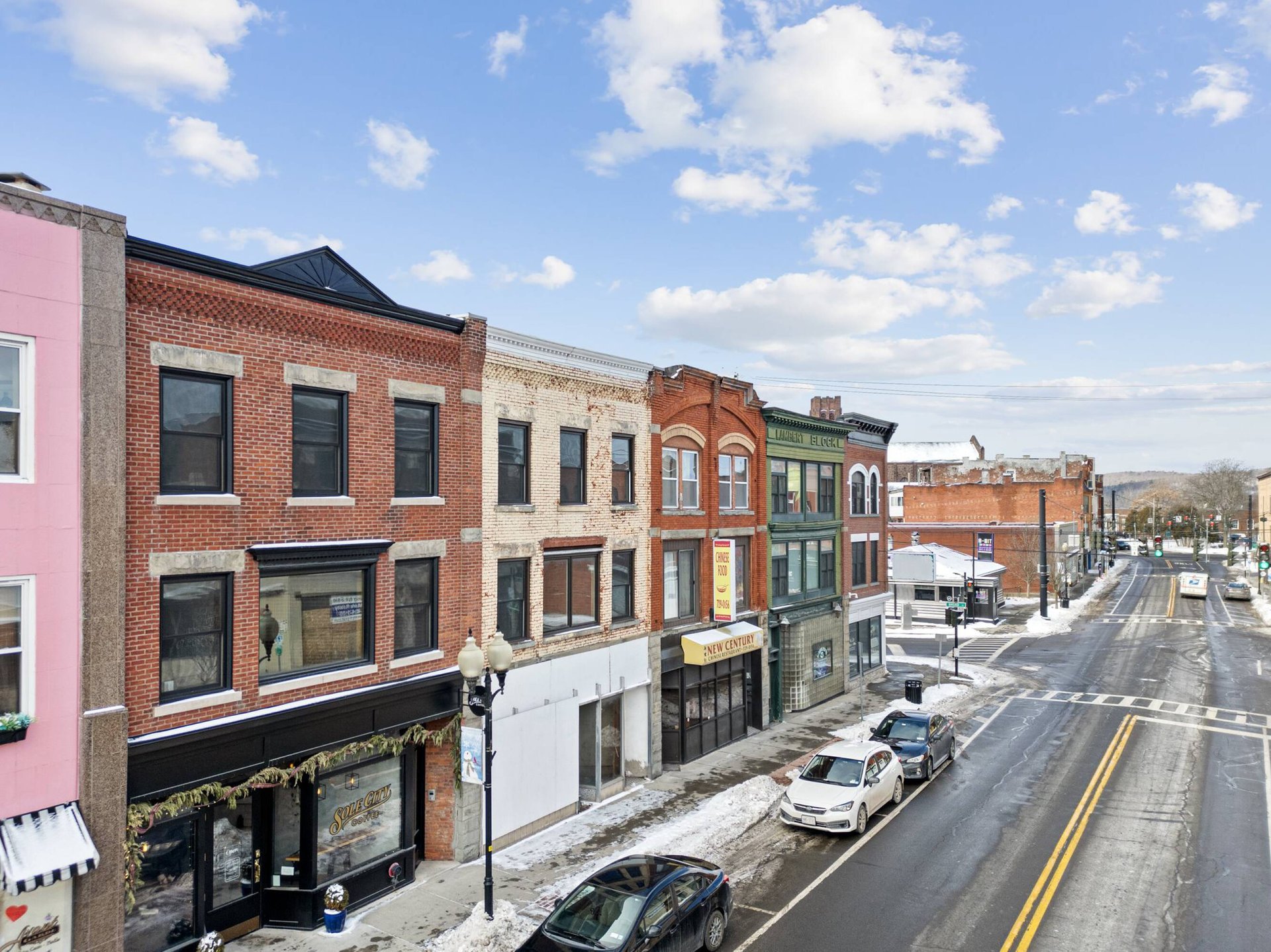 252 Main St
