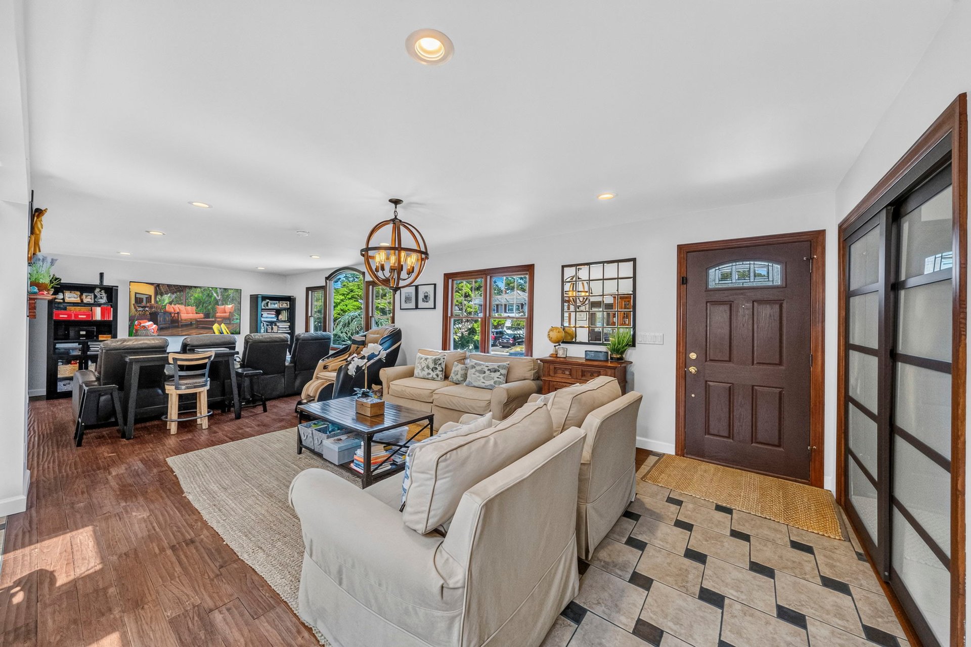 24 Beacon St
