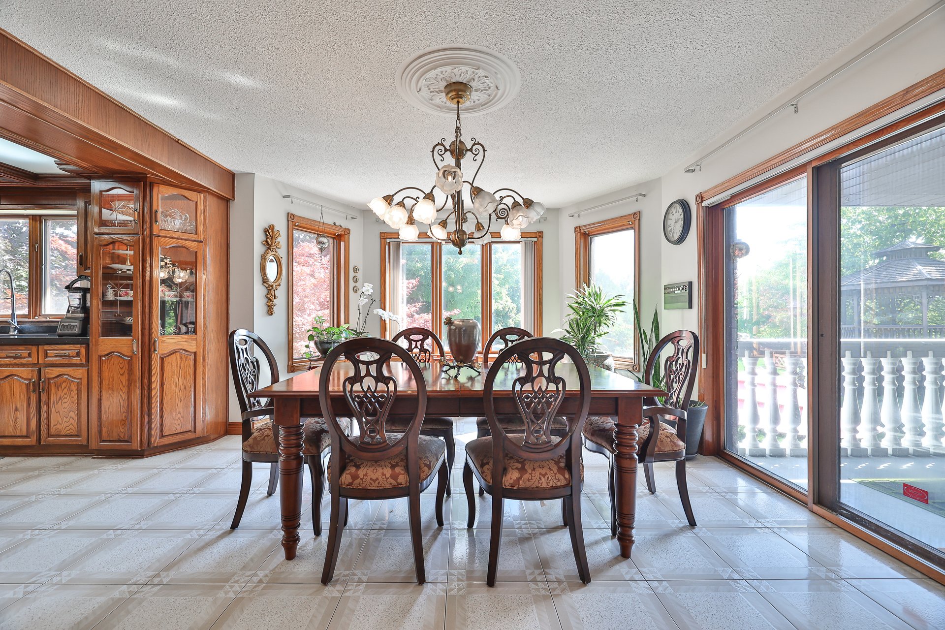SOLD: Magnificent Estate 