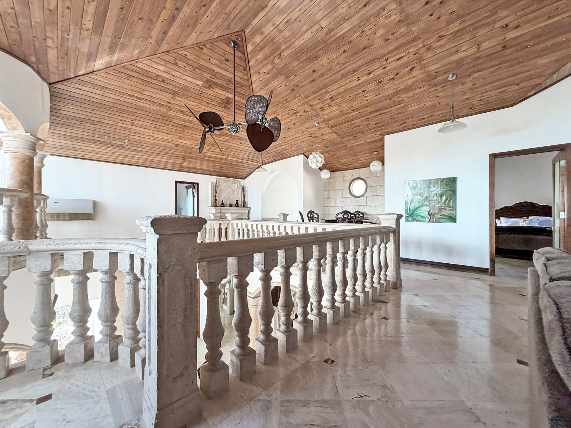 565 Parham Town 7 Bedroom Villa