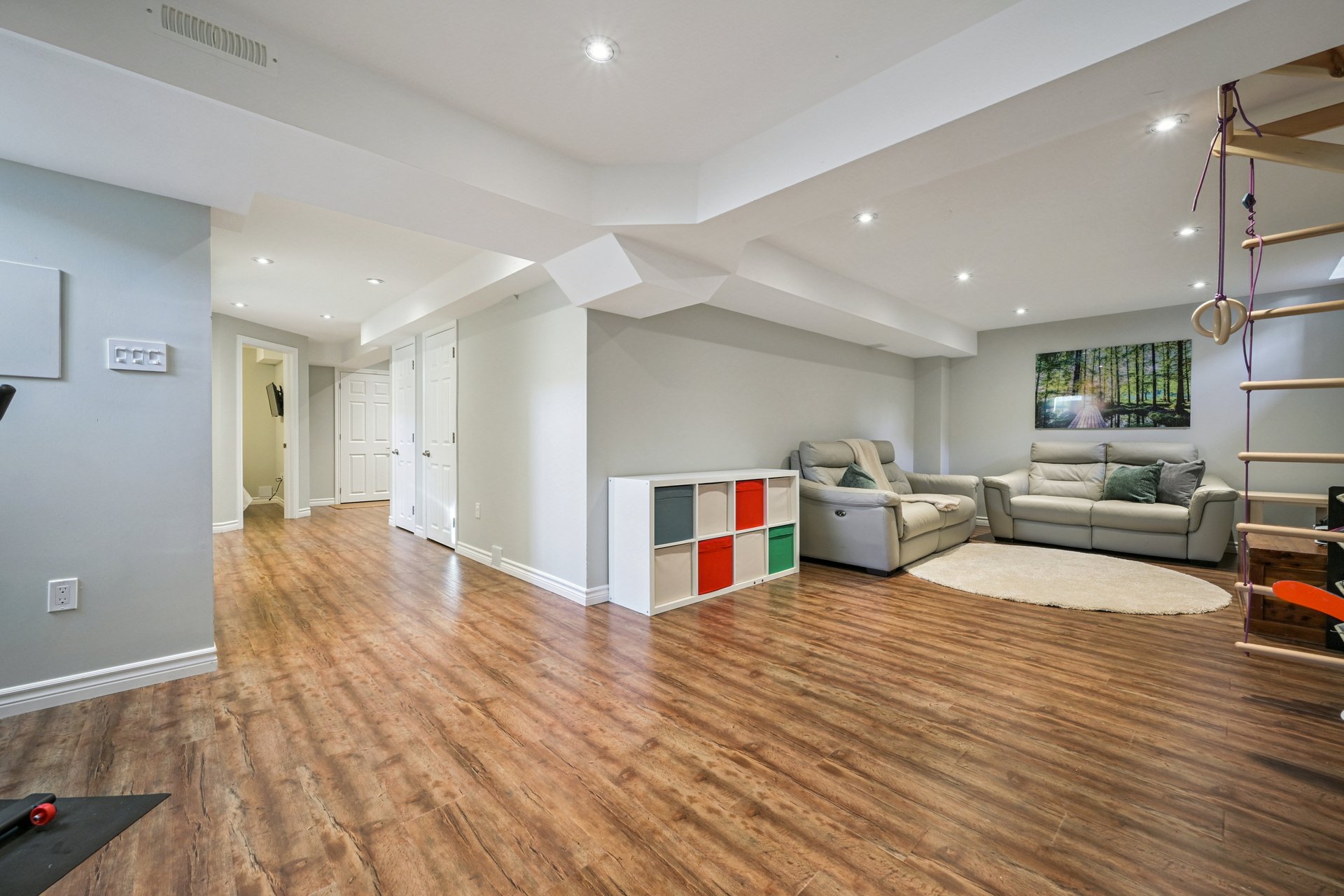 Sun-Filled Sophistication on a Rare Pie-Shaped Lot in West Oak Trails