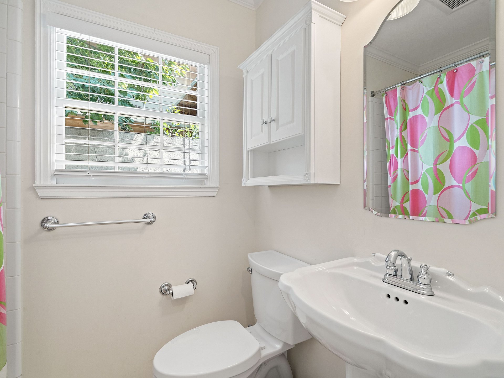 Modern Elegance in Bryker Woods