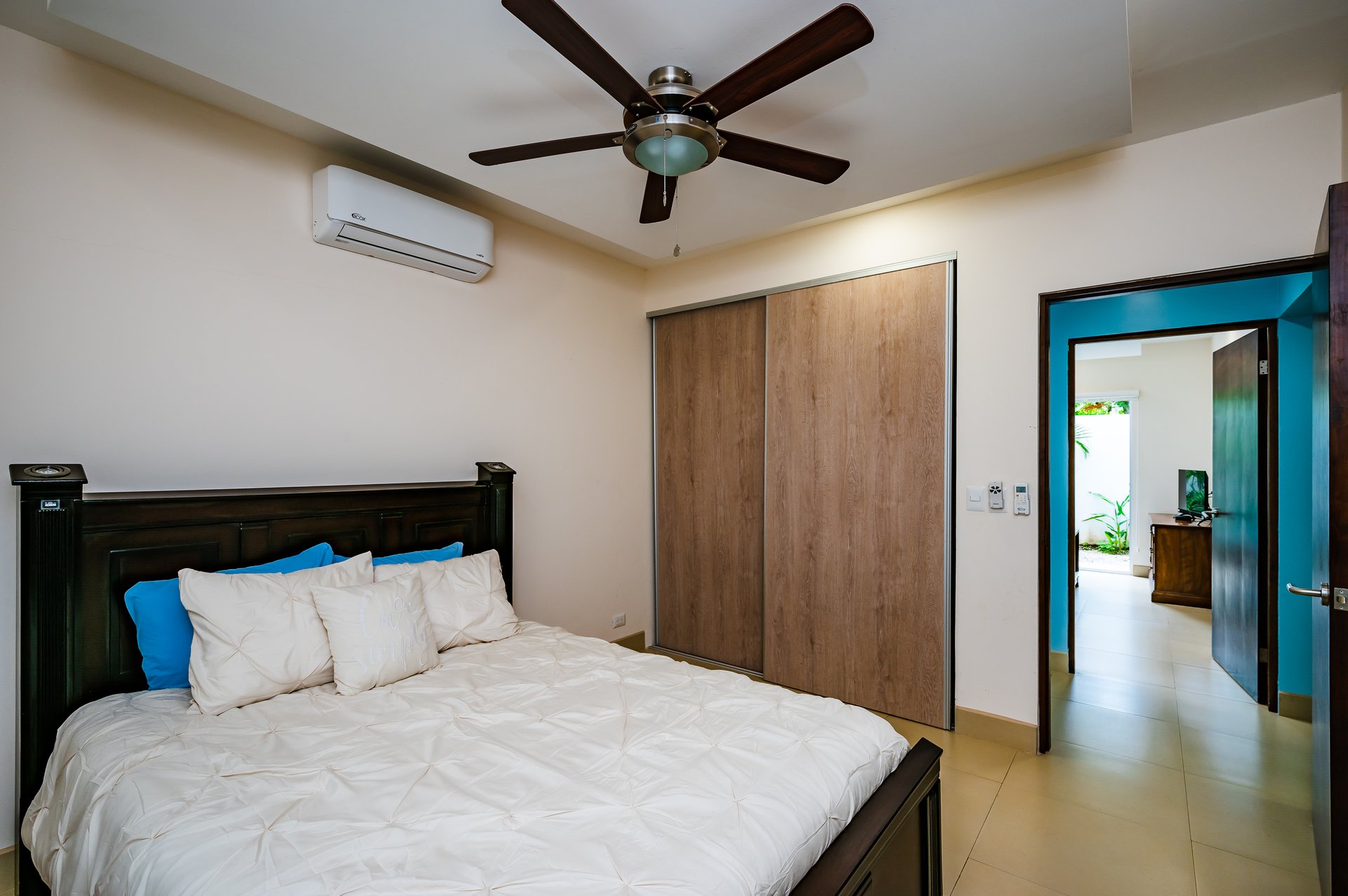 Casa Blanca 2 | Gorgeous 2 Bedroom Condo Close To The Beach!