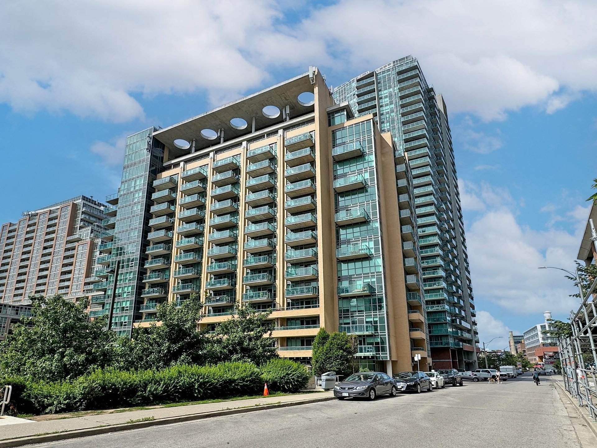 69 Lynn Williams St Unit: 204