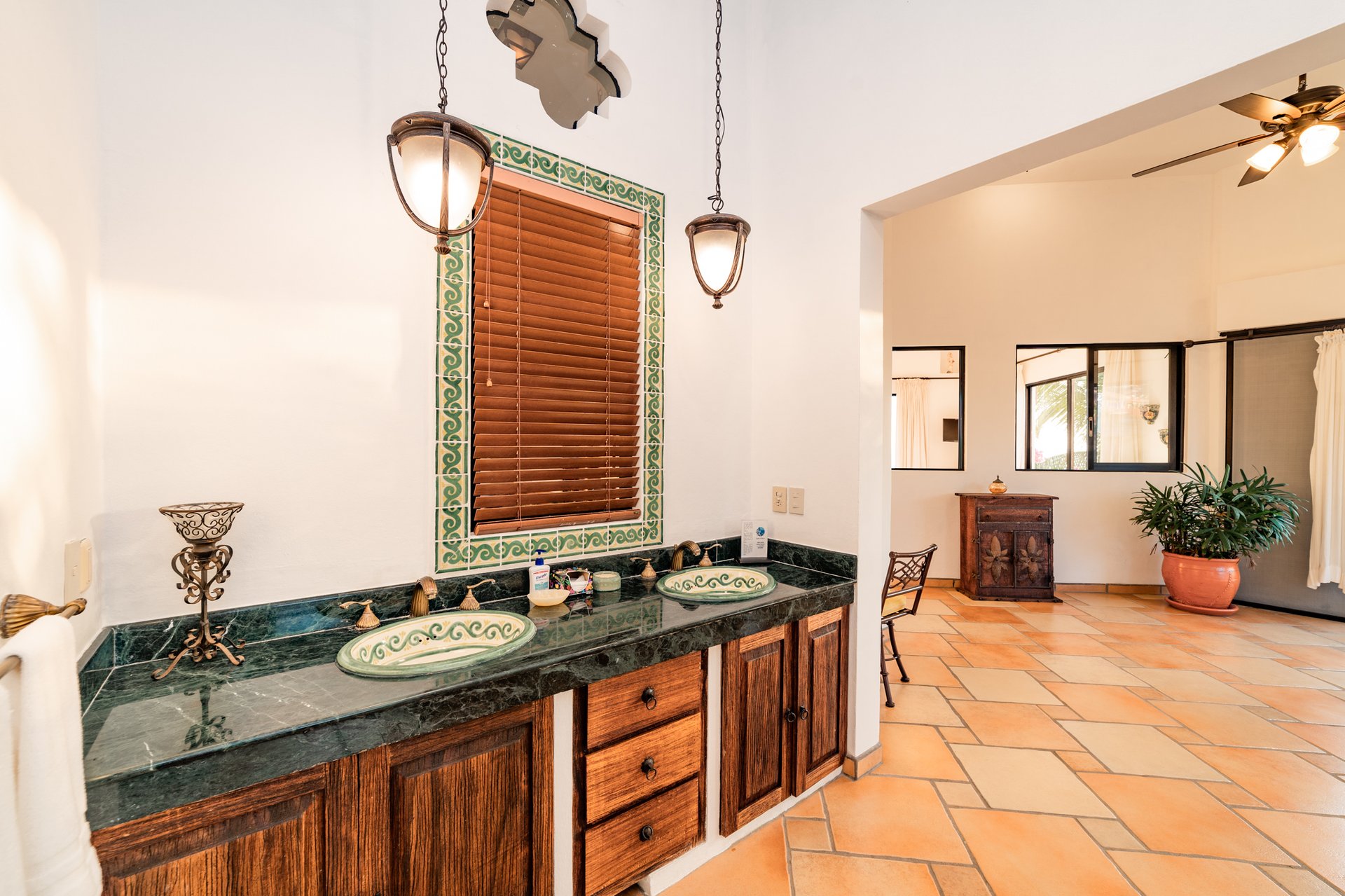 5 Bedroom, Single Family Home, Villa Encantada 