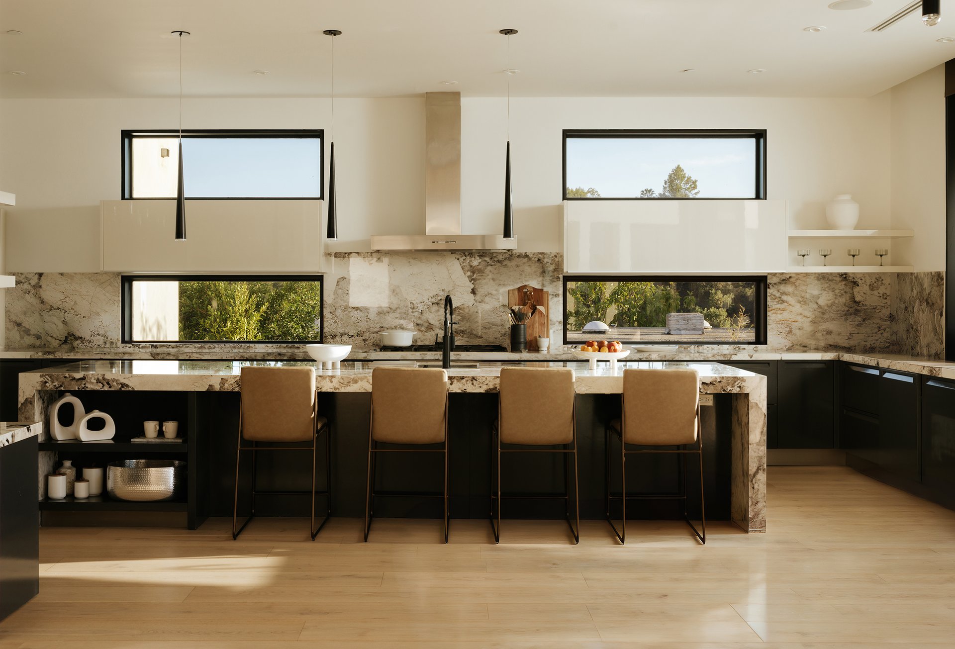 455 Castle Pl, Beverly Hills