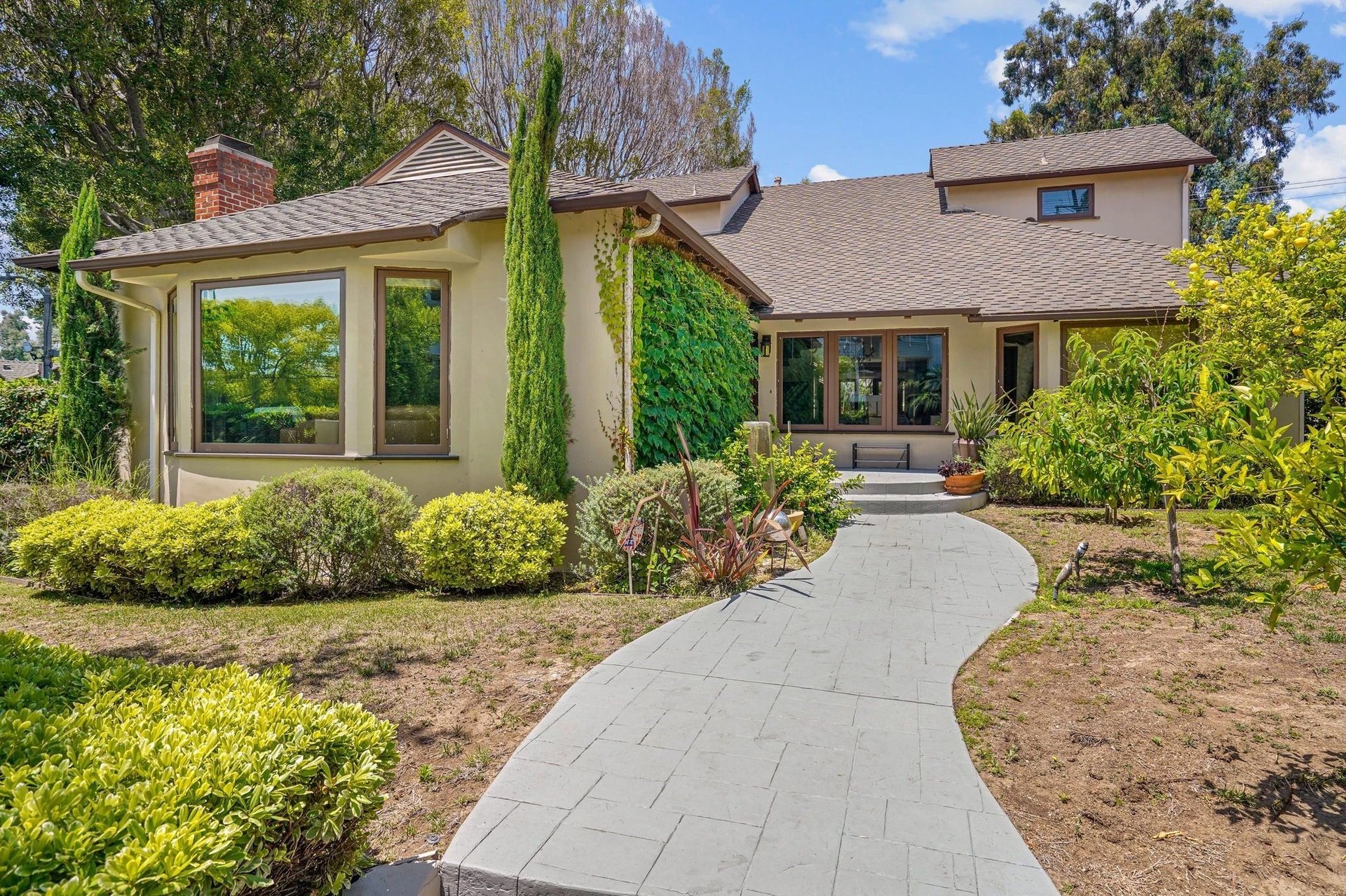 801 N Doheny Dr