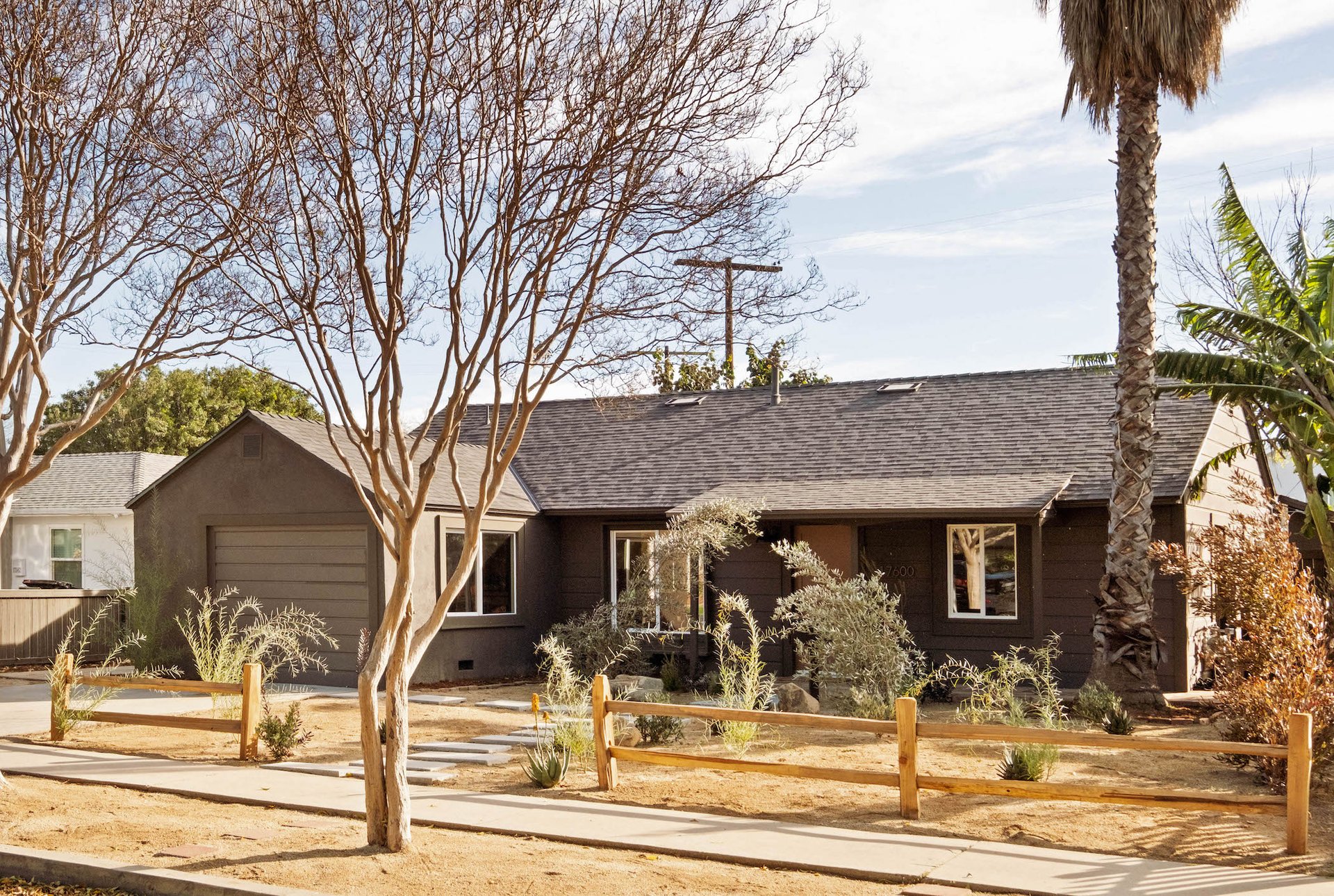 Outback Modern. Lake Balboa