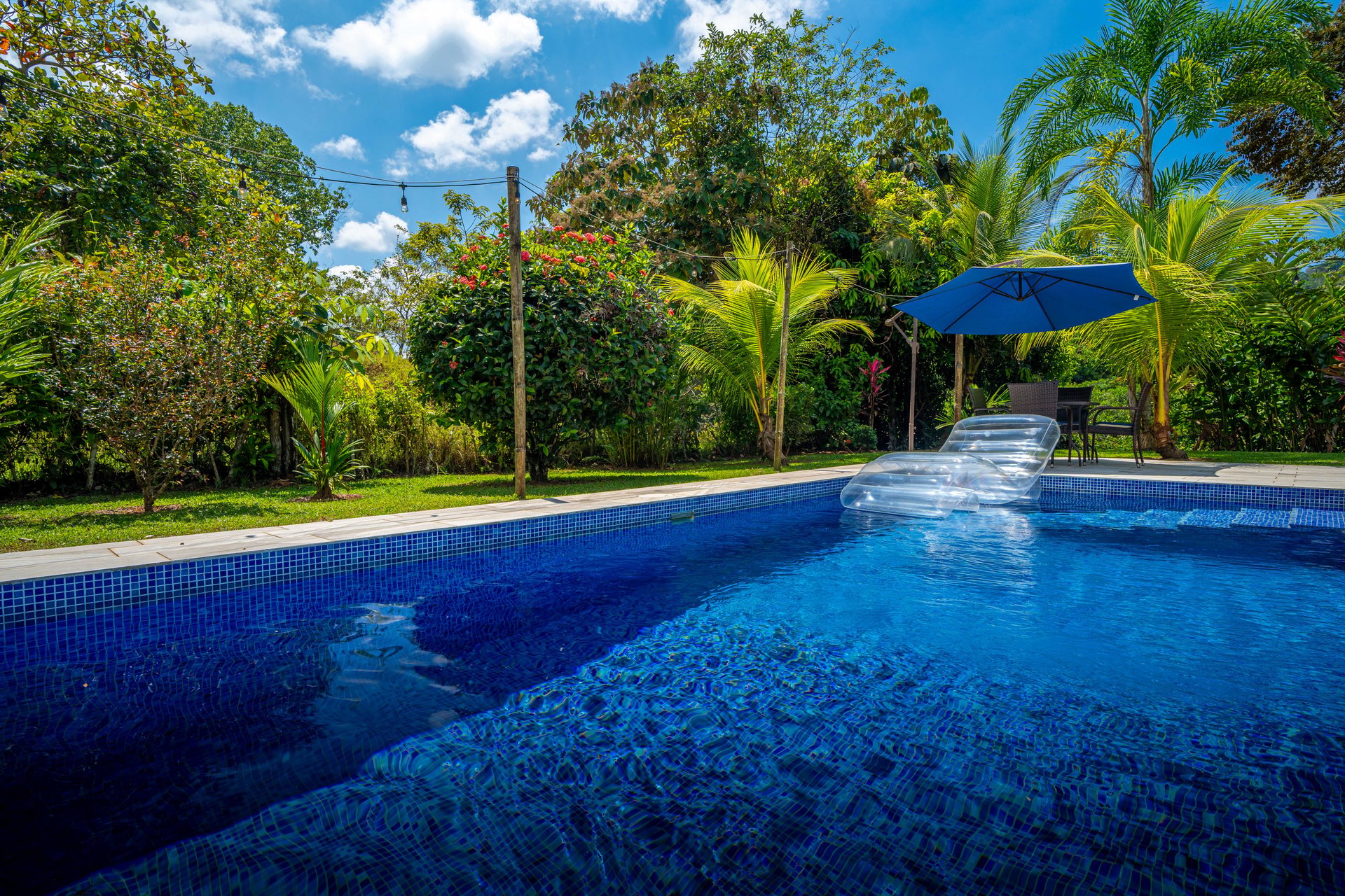 Beautiful Casa Tucán Escape, Tres Rios,  Gorgeous Mountain View with Room to Build!