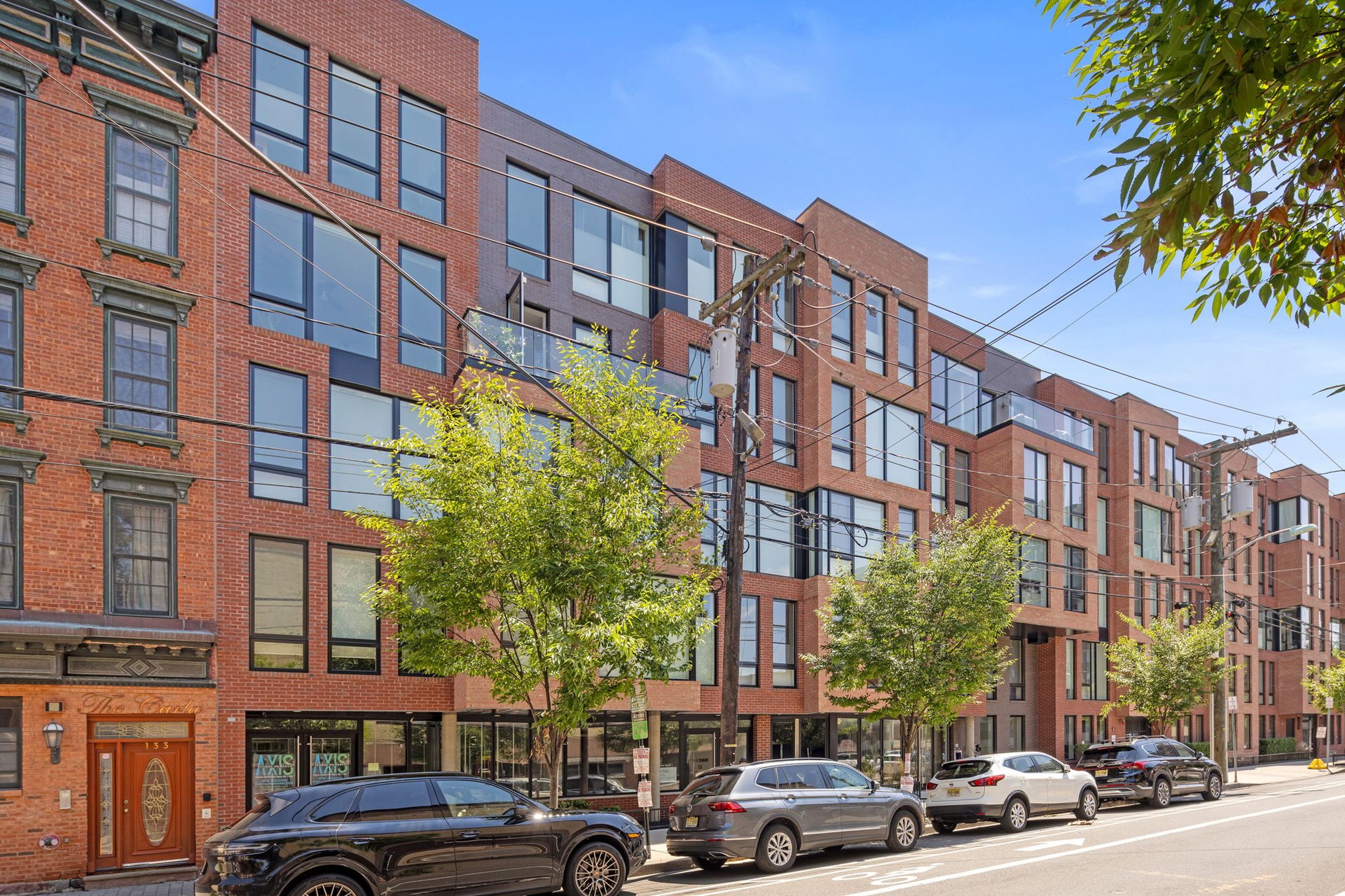 115 Grand St 405