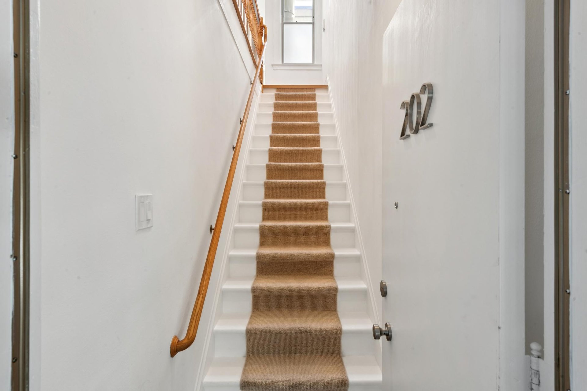 1845 Leavenworth #202