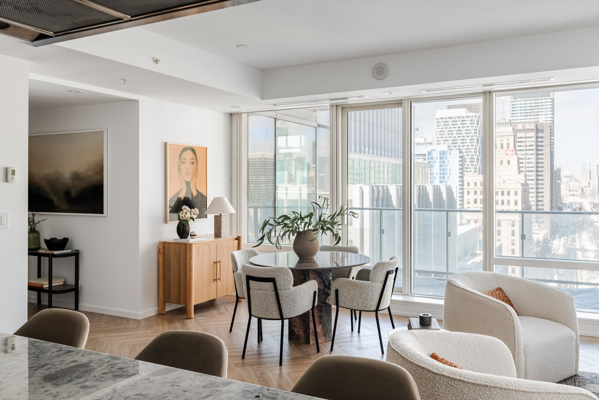 Suite 1906- 180 University Avenue
