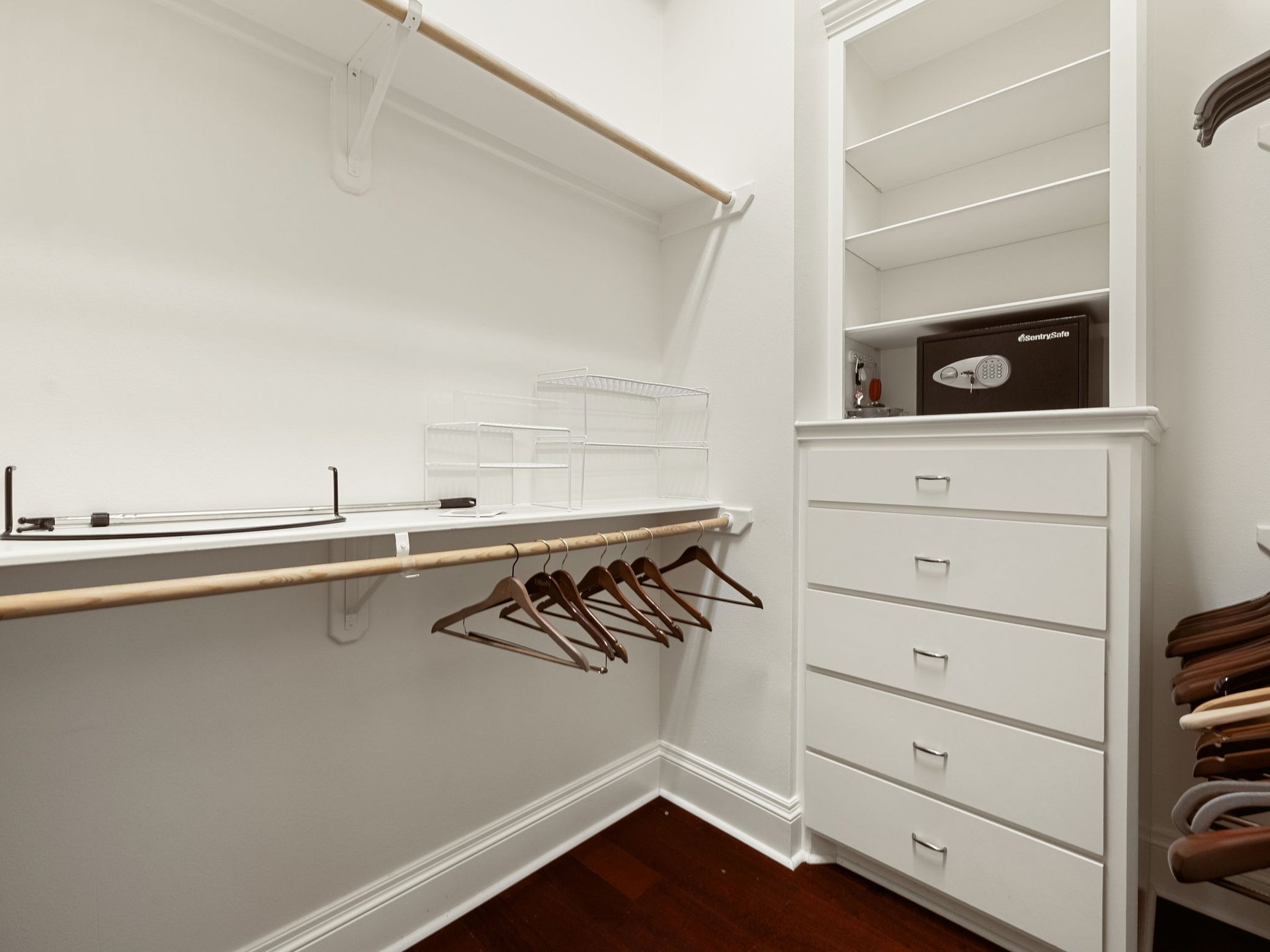 2808 Calaw Cove