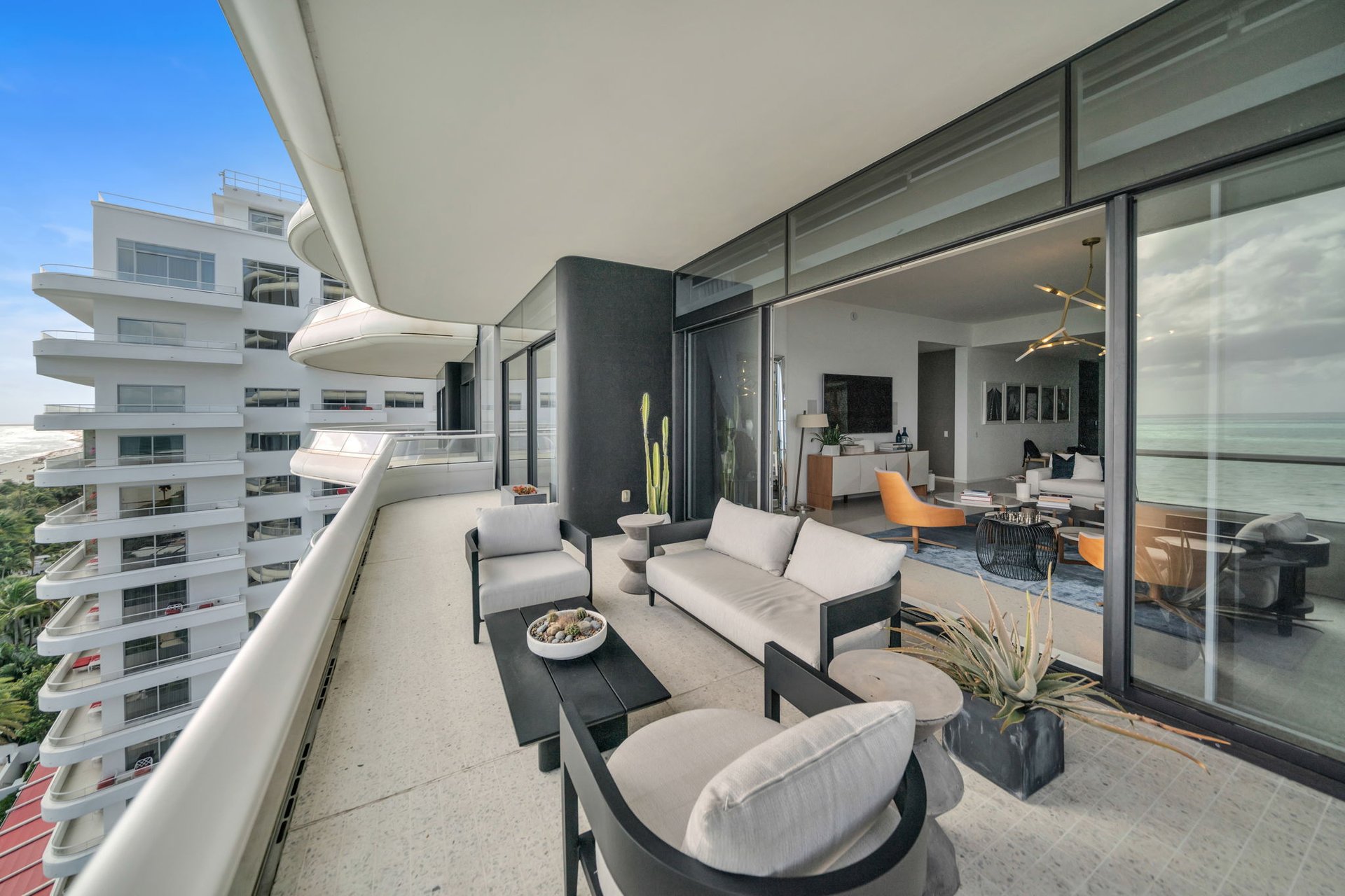 Faena House