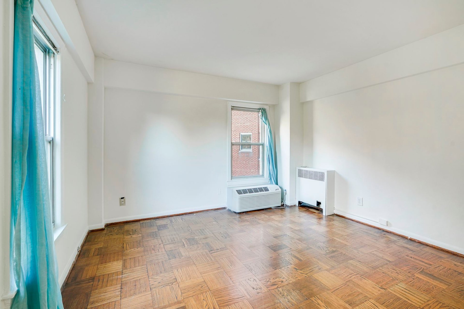 2500 Q ST NW #216