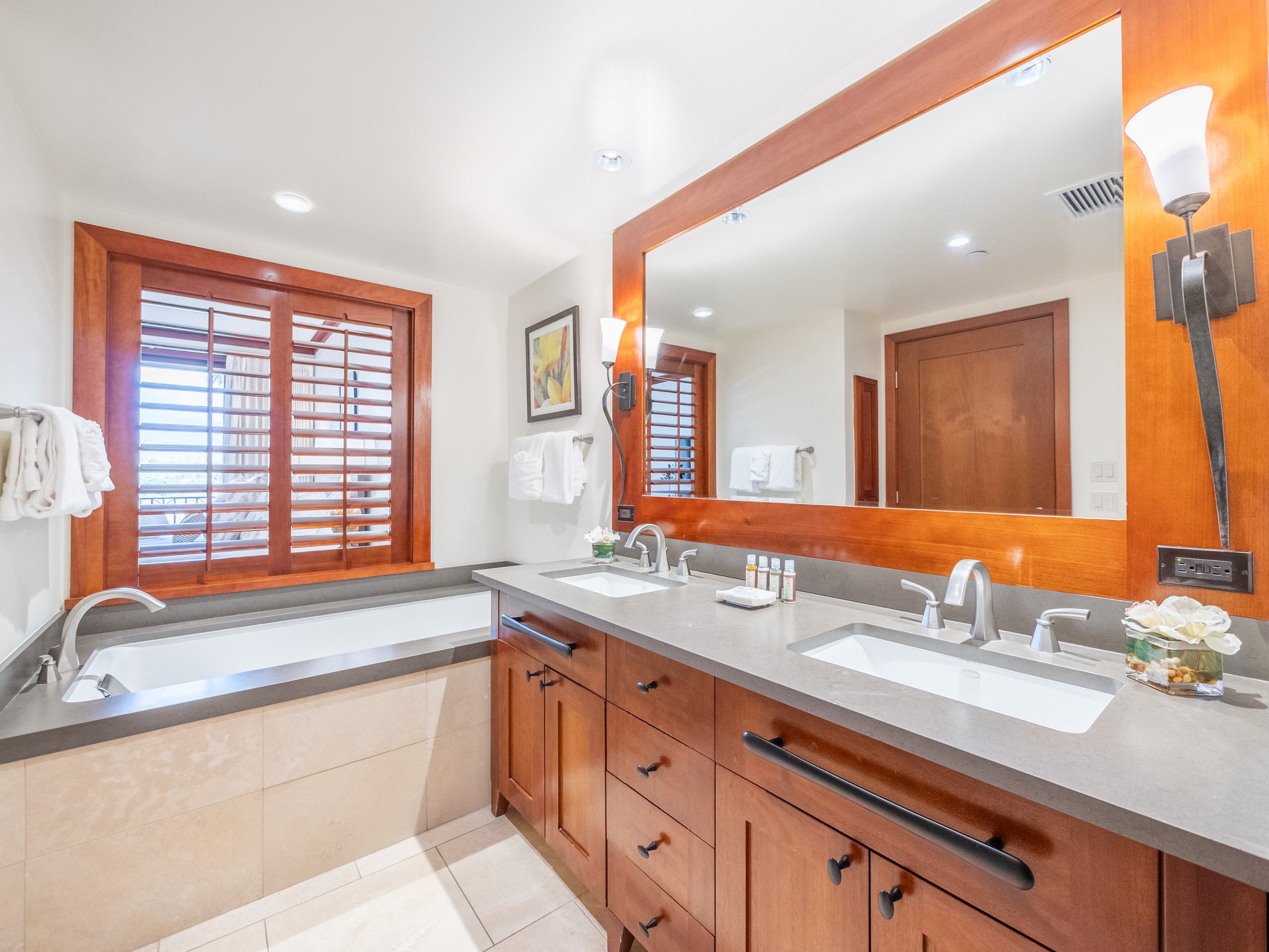 92-104 Waialii Place O505