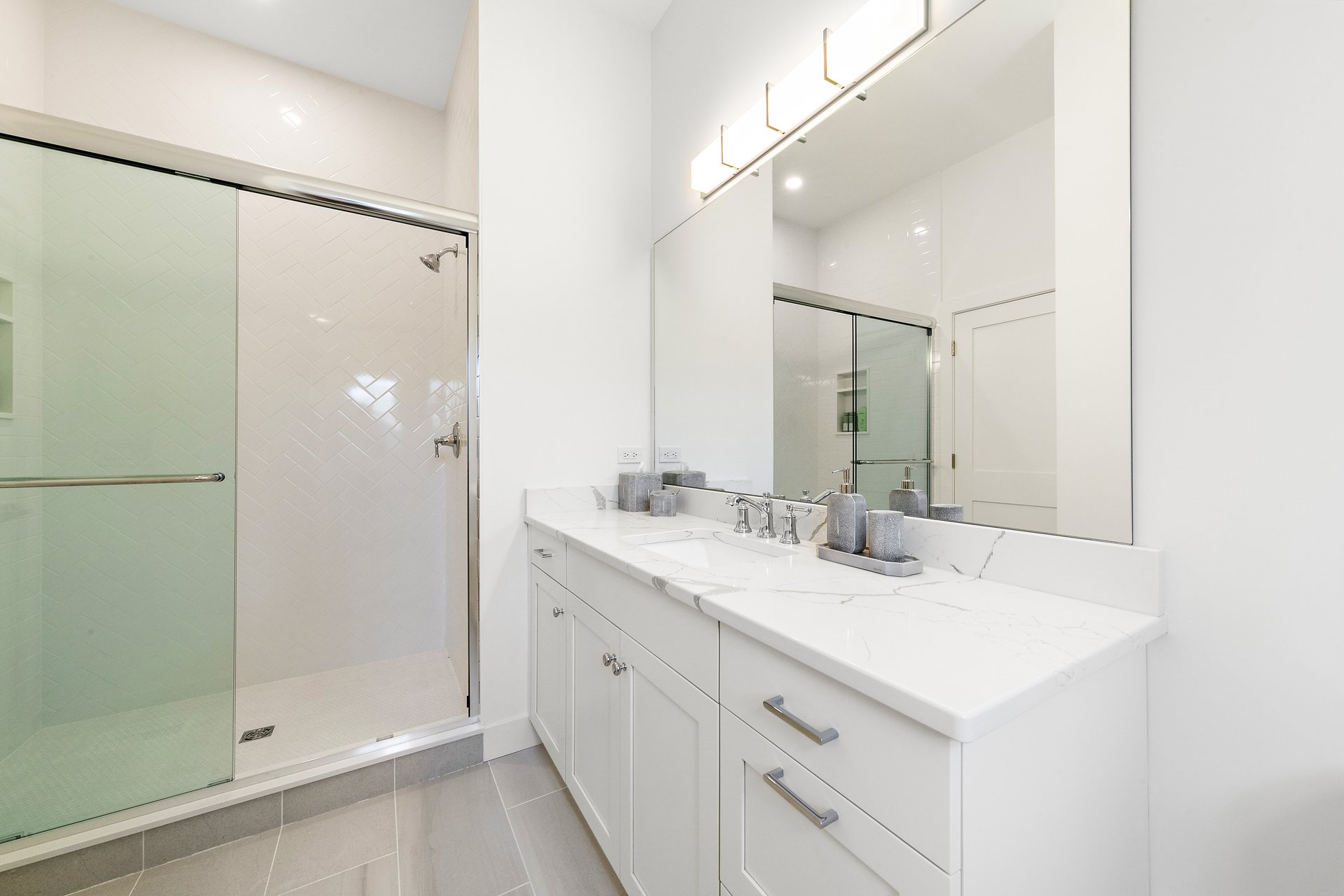 1110 S Beach Avenue, Beach Haven