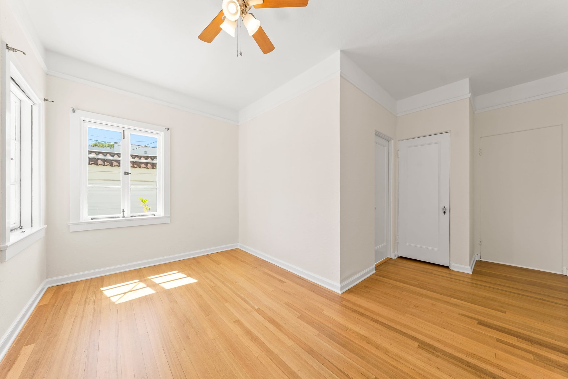 171 N Orange Dr, Hancock Park