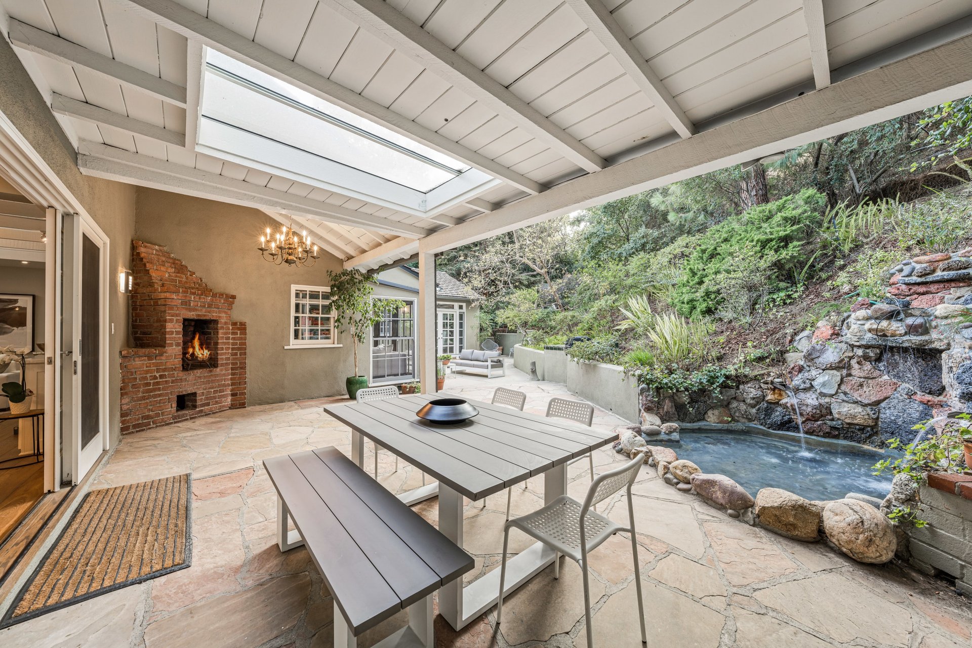 12050 Laurel Terrace Dr, Studio City