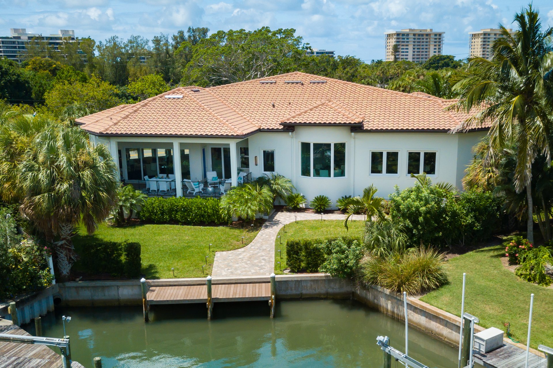 500 Ketch Lane, Country Club Shores, Longboat Key