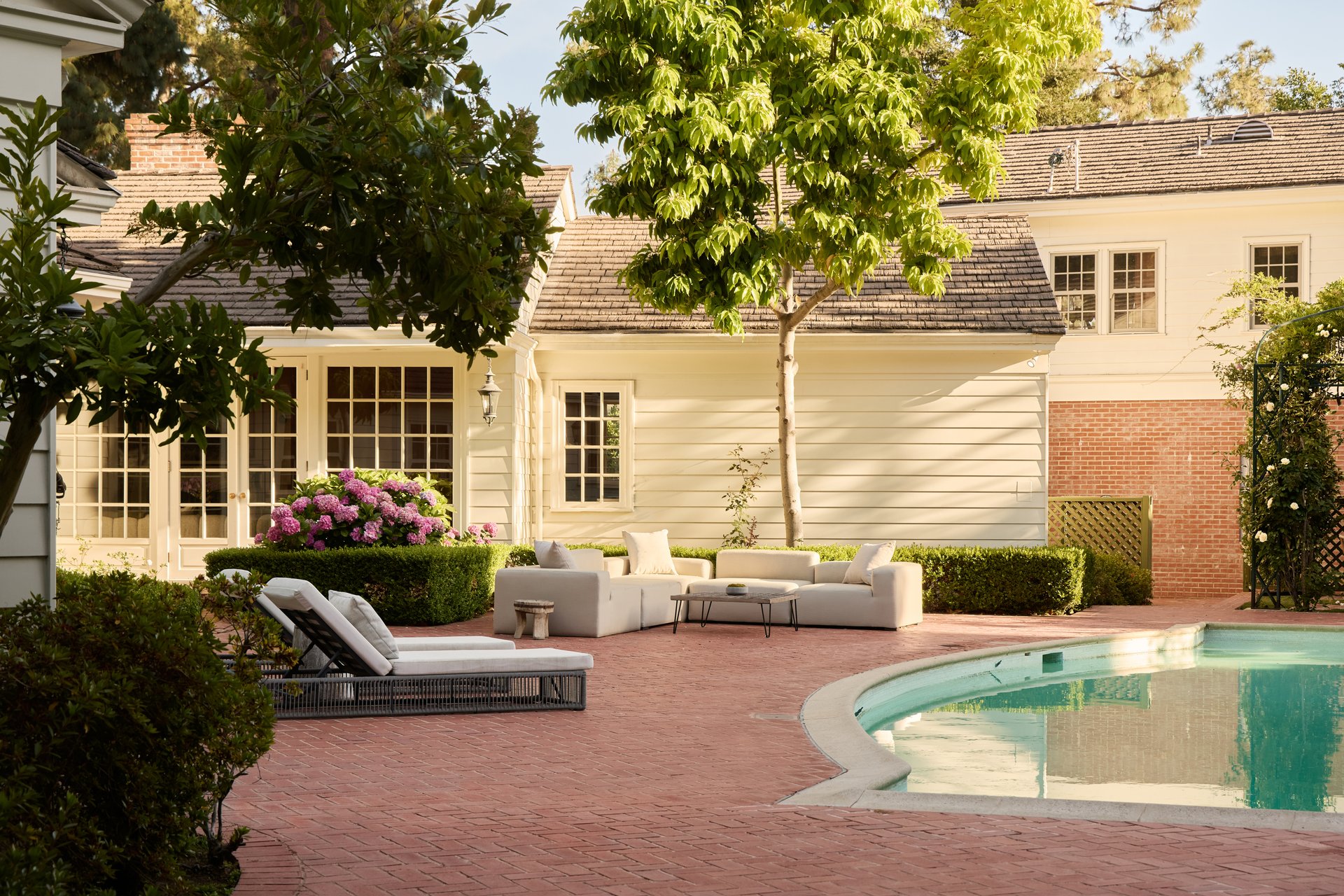 1001 N Crescent Dr, Beverly Hills