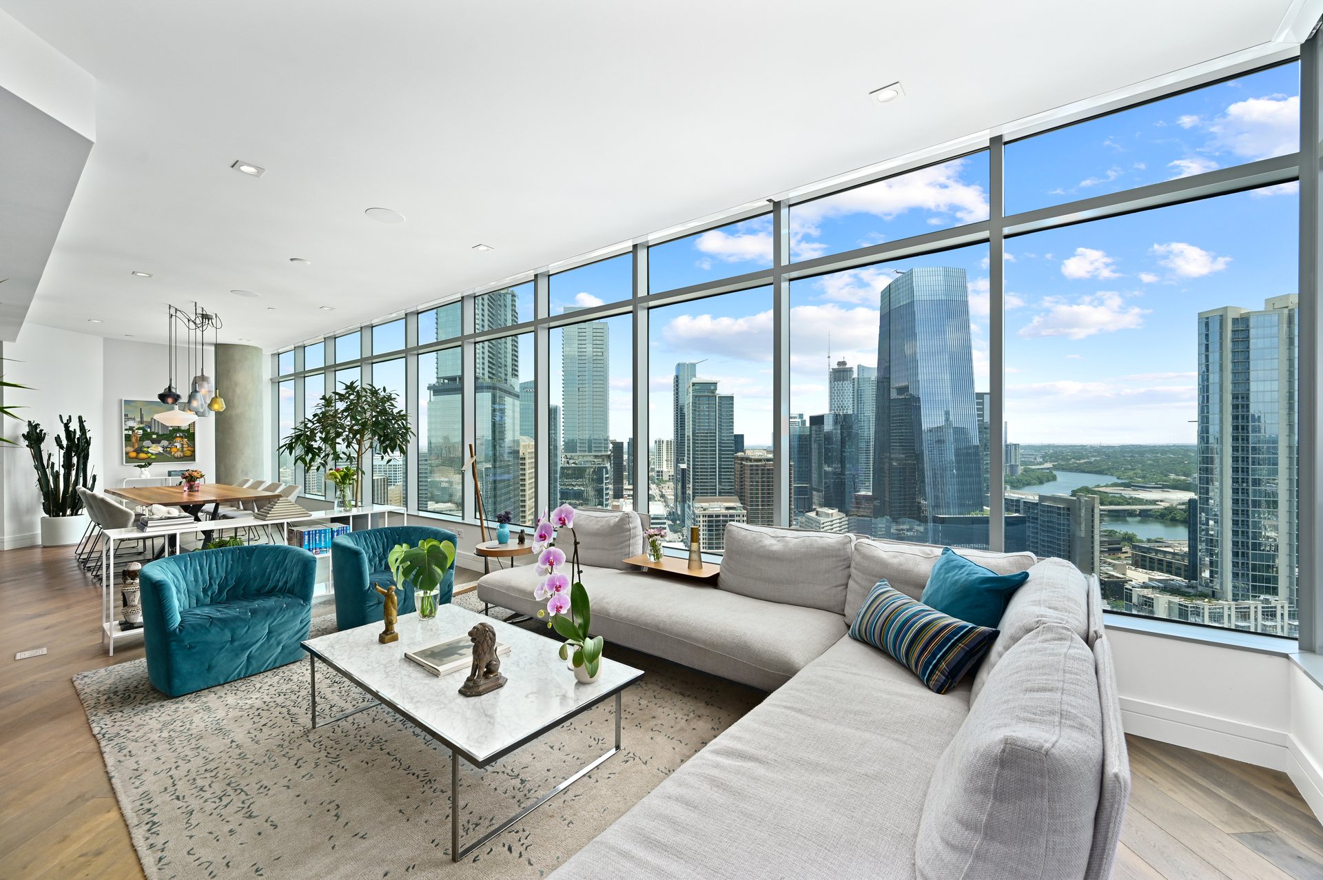 501 West Ave #3203