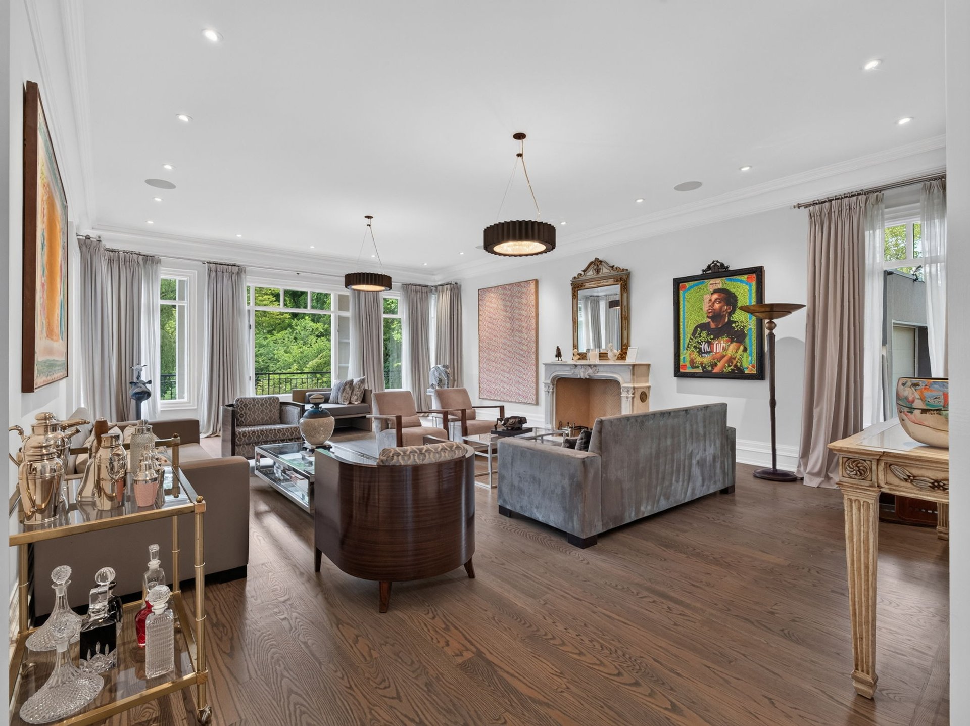 Timeless Transitional Architecture