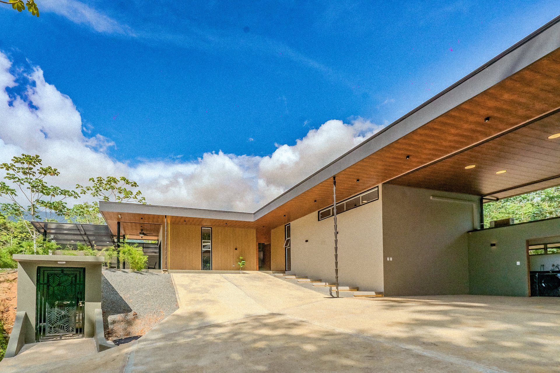 Brand New Tropical Jungle Home in Ojochal