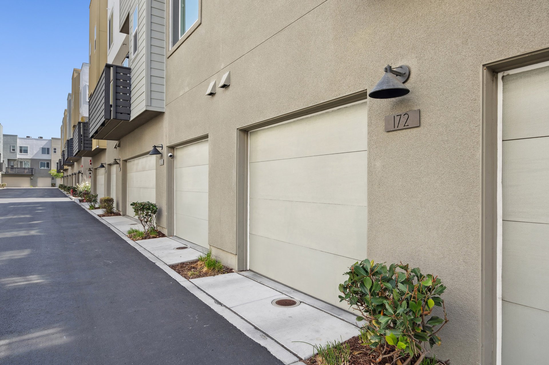 172 Uptown Cir