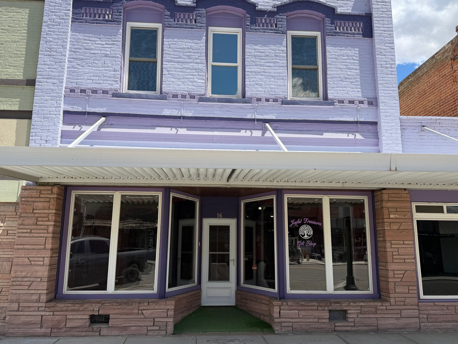 16 N Main St.