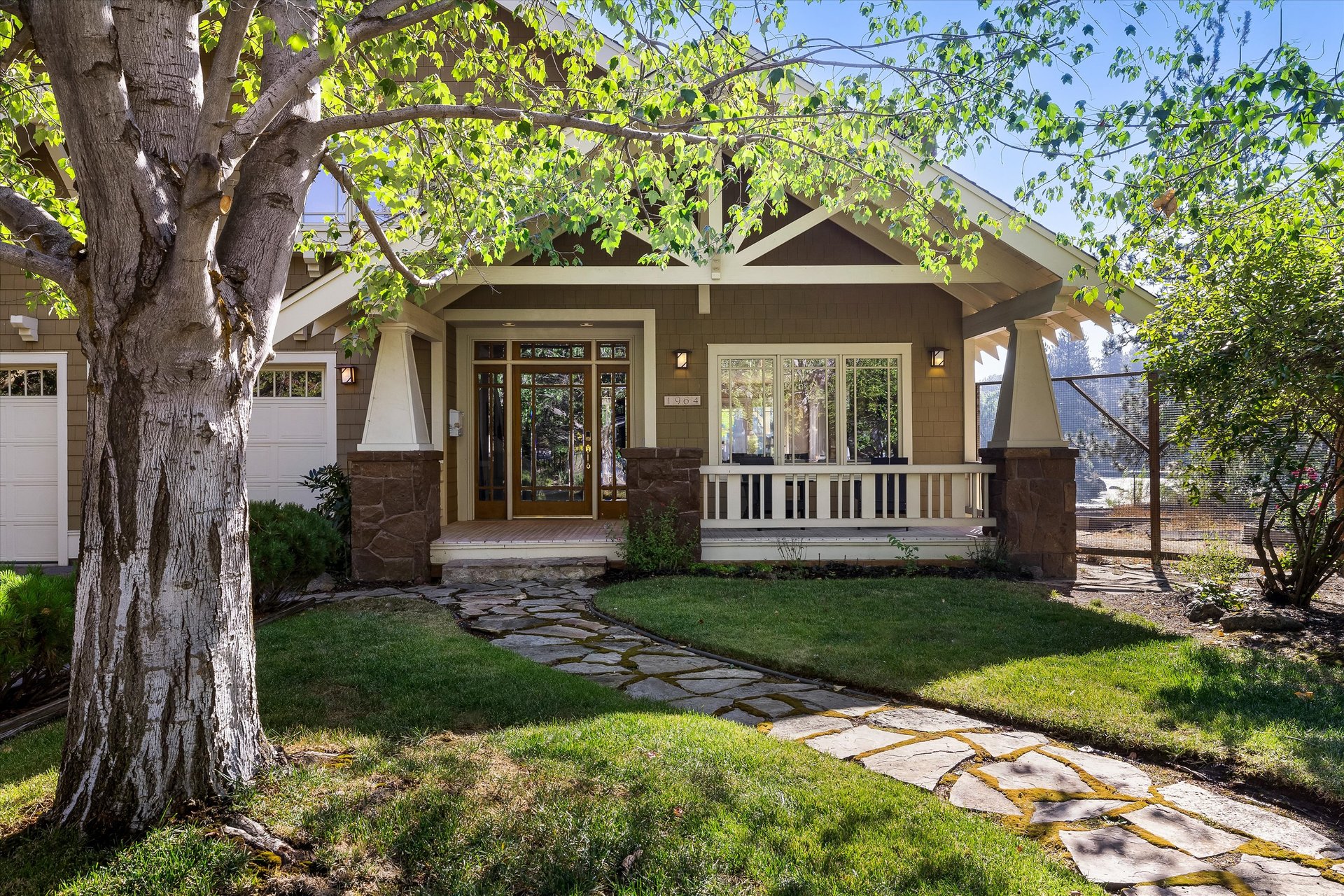 1964 NW 1st St